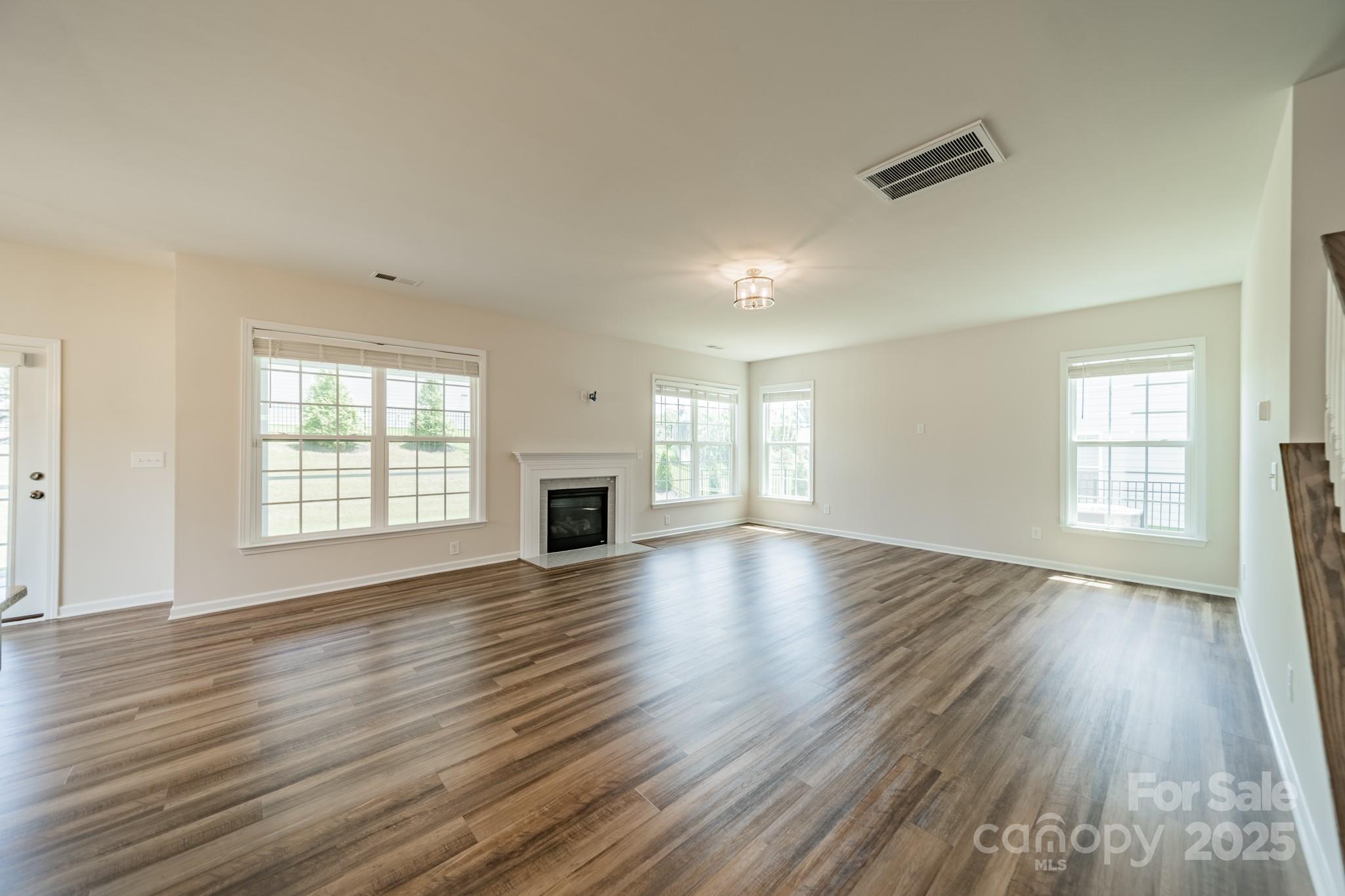 8420 Golden Stone Lane Property Photo 15