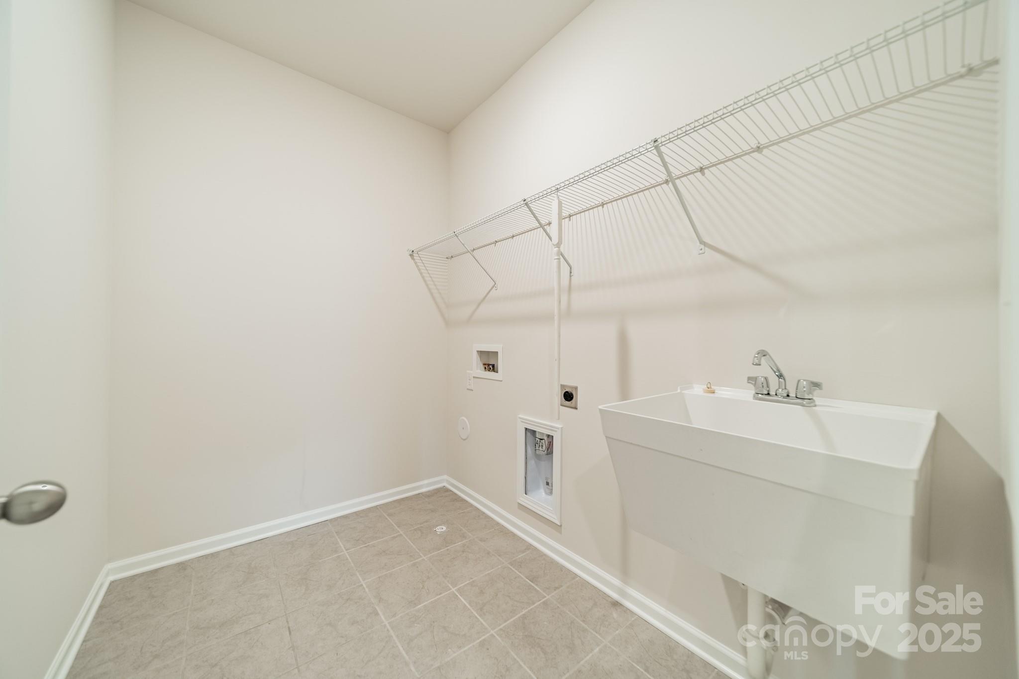 8420 Golden Stone Lane Property Photo 35