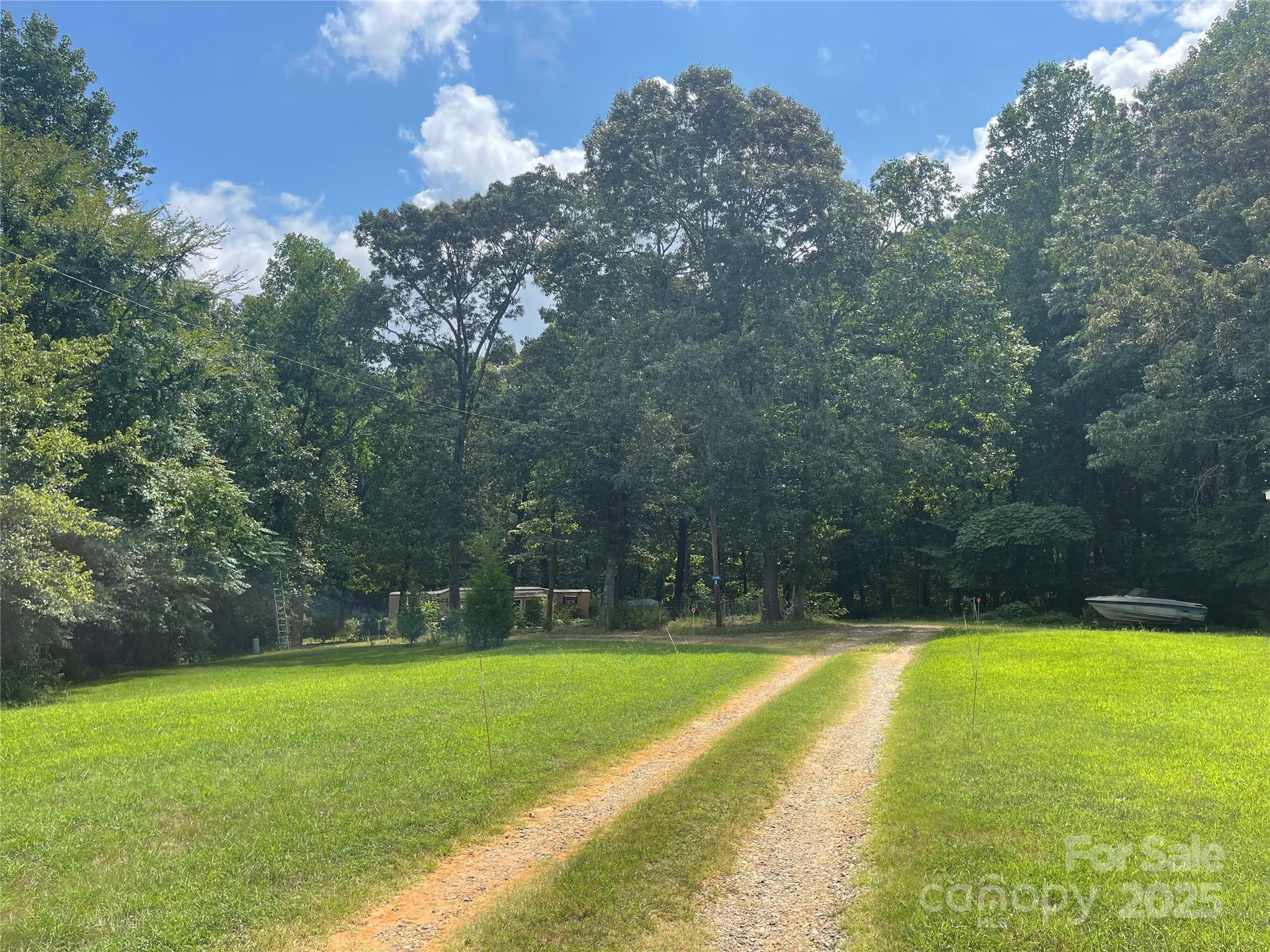 5790 Summer Lane Property Photo 1