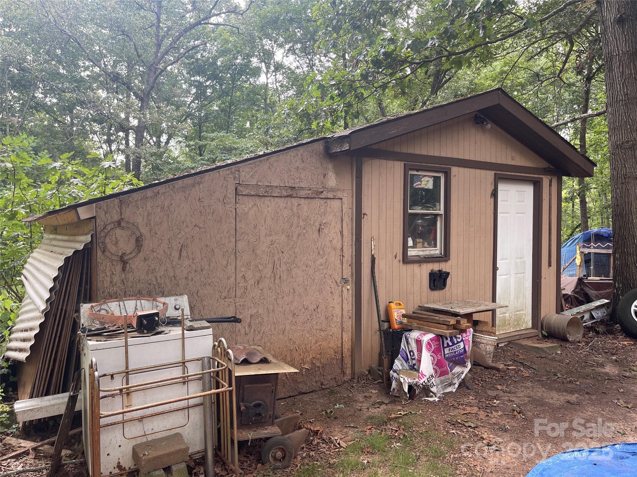 5790 Summer Lane Property Photo 12
