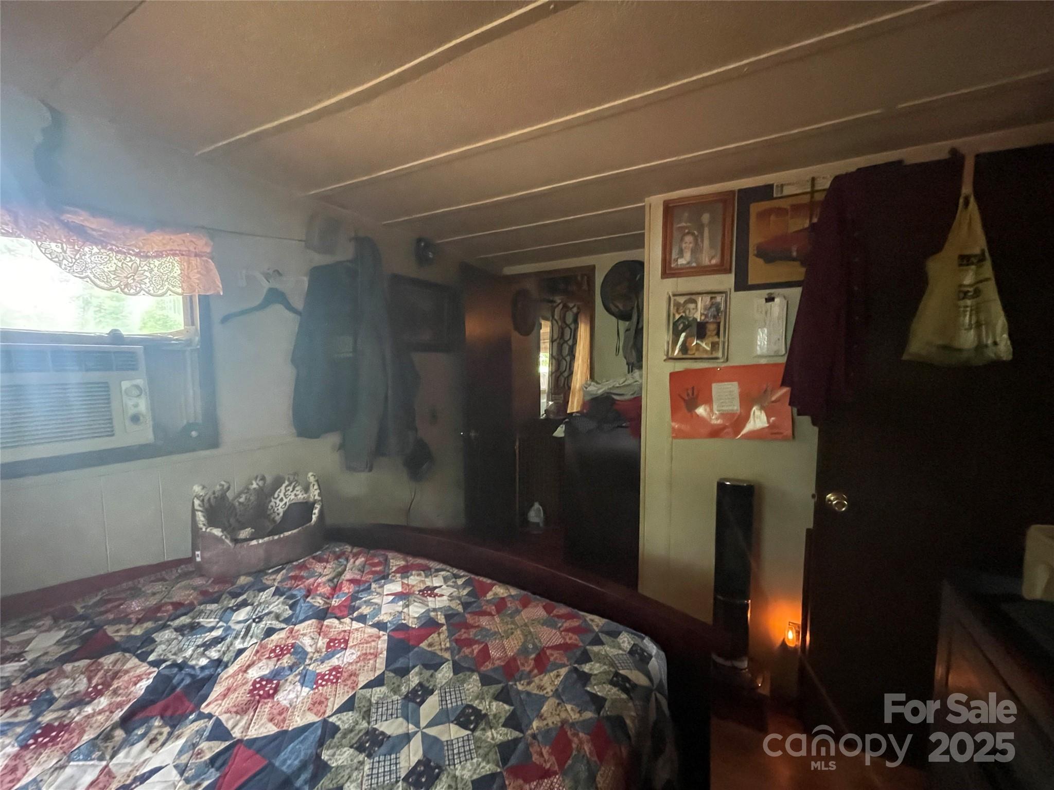 5790 Summer Lane Property Photo 18