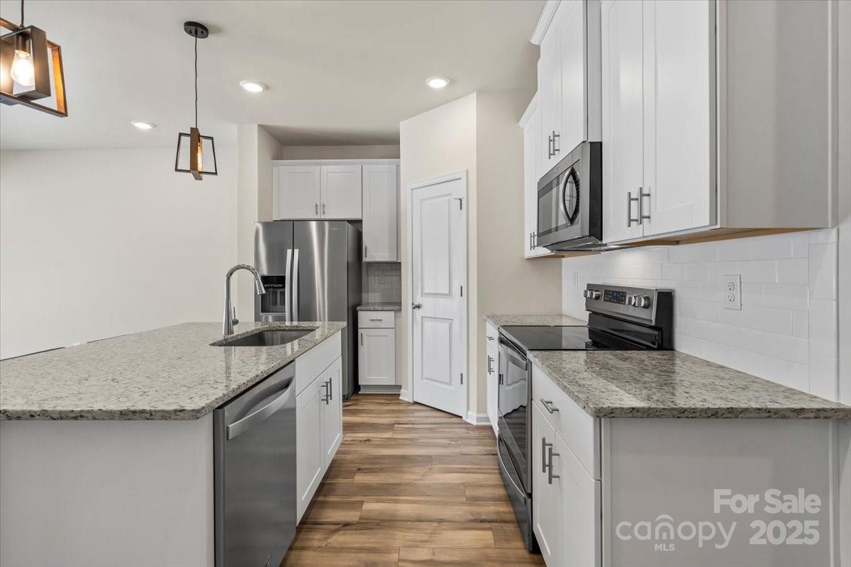 1021 Plumcrest Drive Property Photo 13