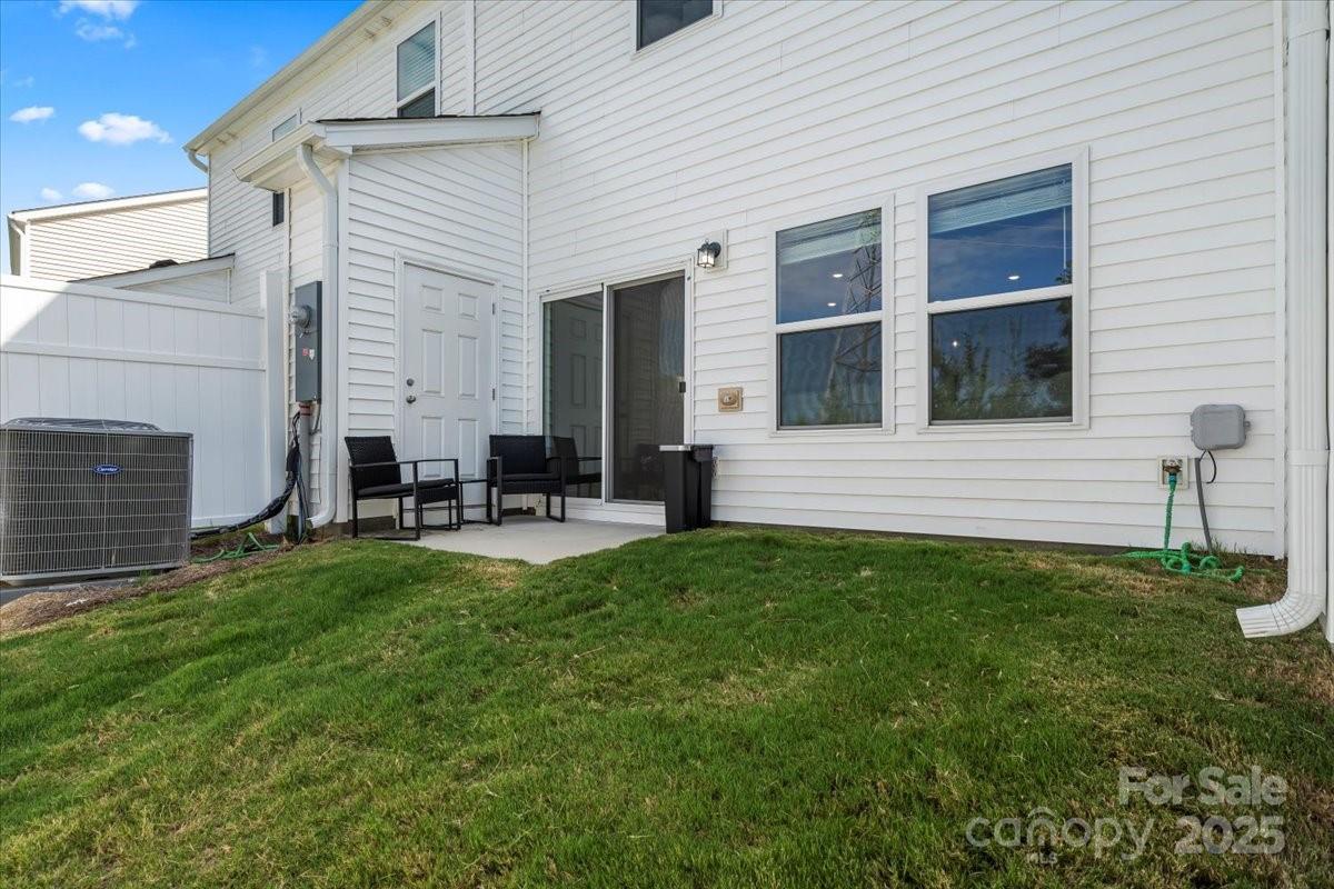 1021 Plumcrest Drive Property Photo 30