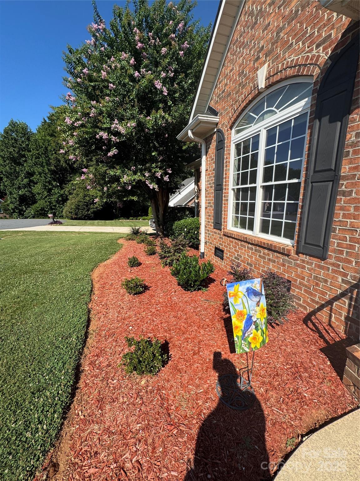 2911 Weatherfield Drive Property Photo 2