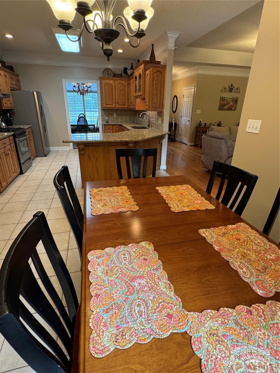 2911 Weatherfield Drive Property Photo 11