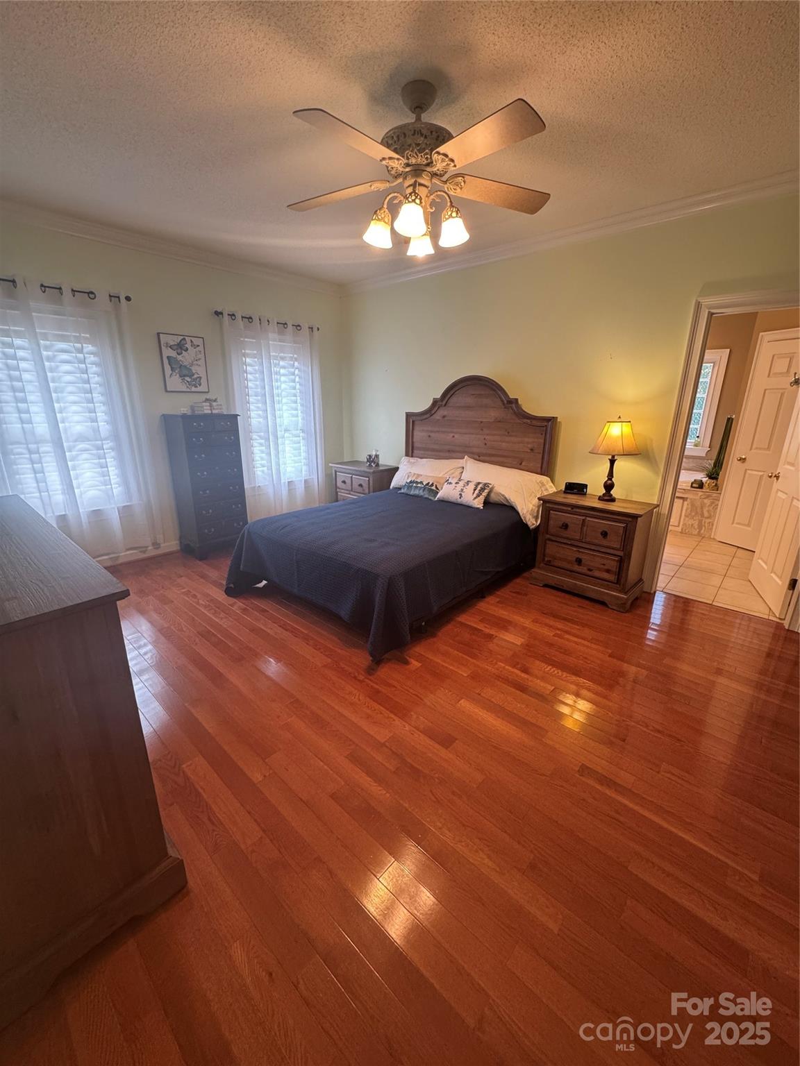 2911 Weatherfield Drive Property Photo 17