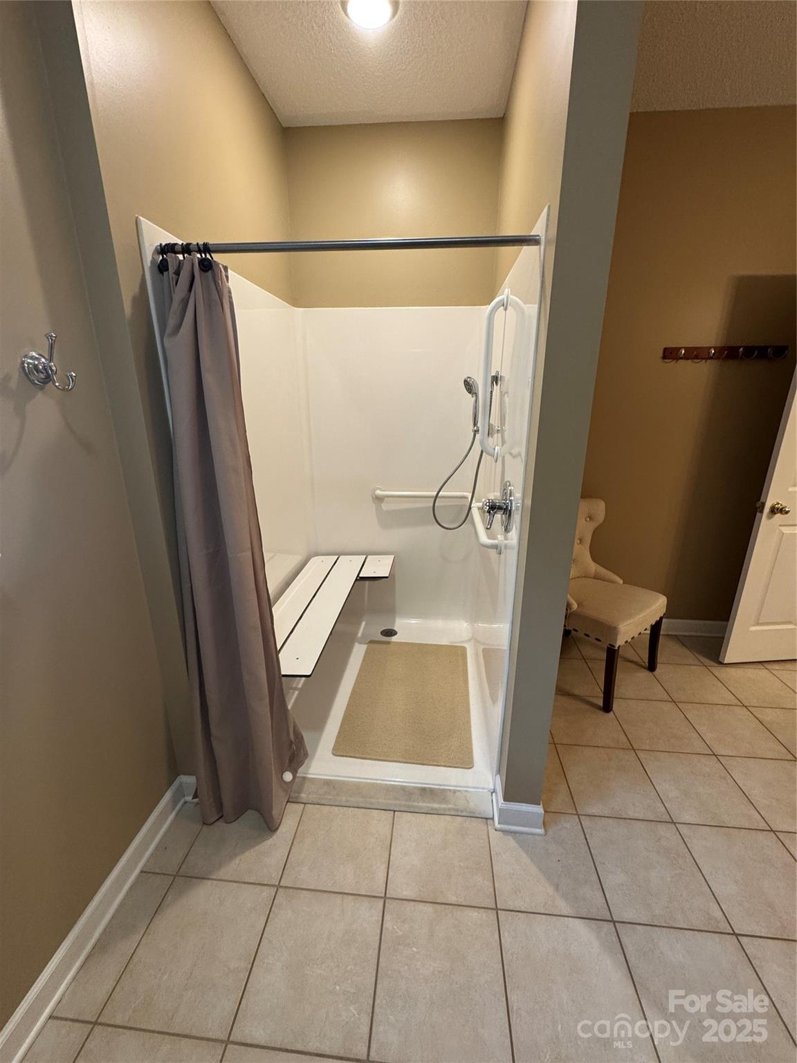 2911 Weatherfield Drive Property Photo 32