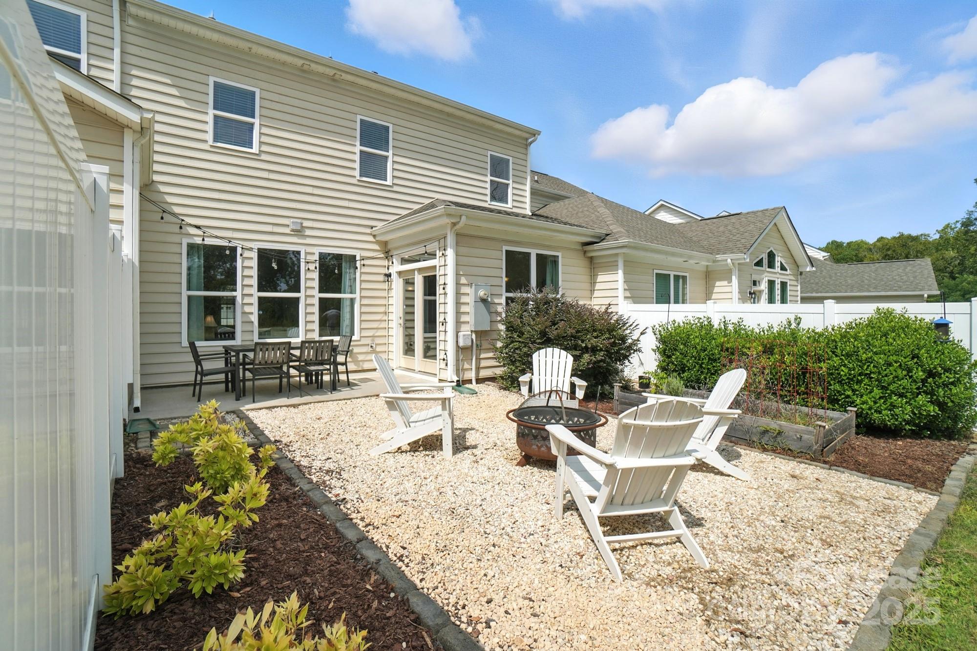 805 River Park Road Property Photo 39