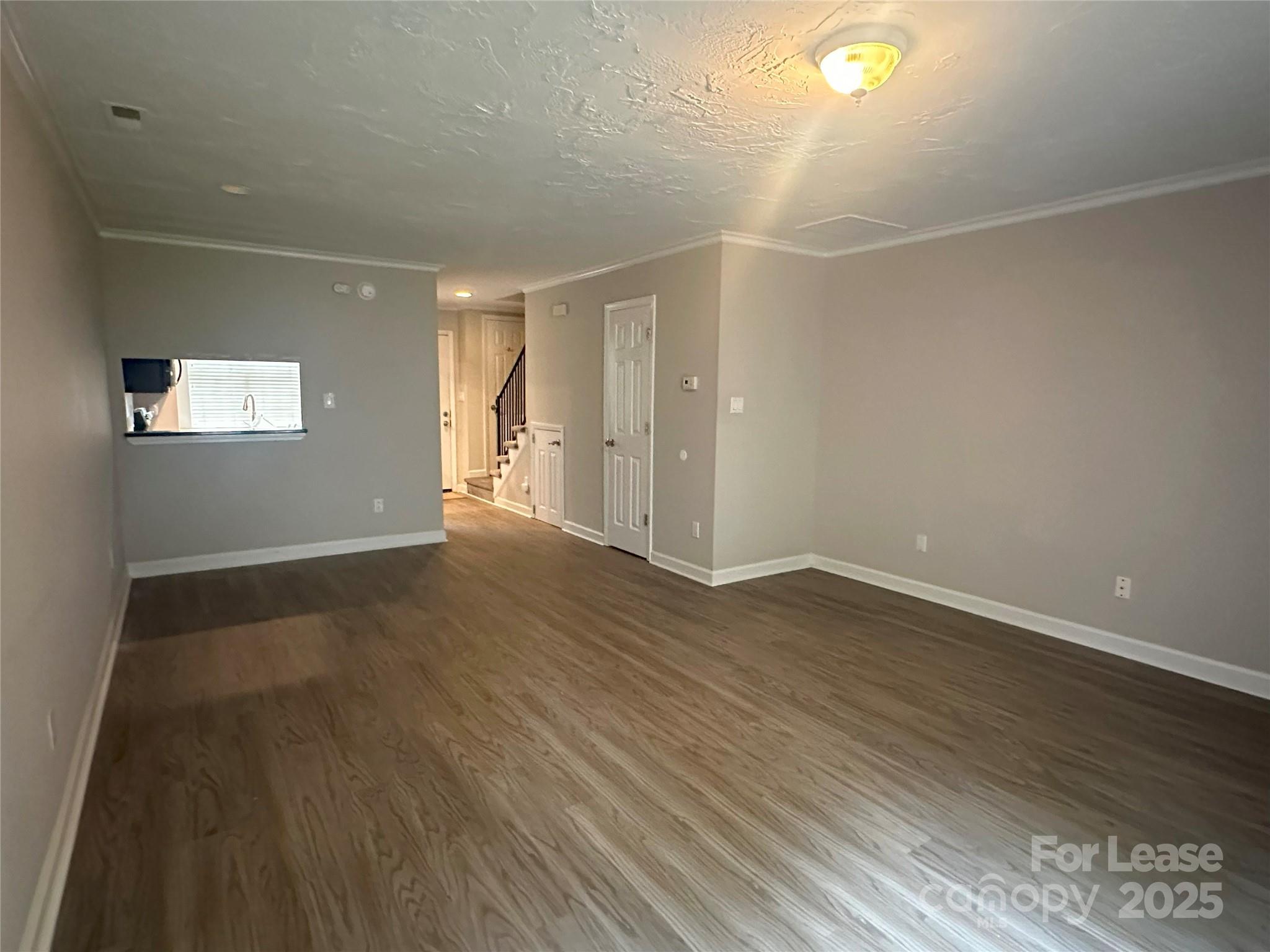 2958 Iron Gate Lane Property Photo 7