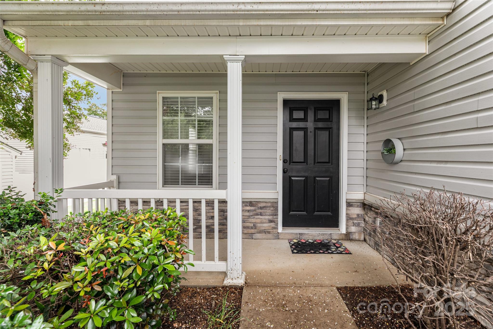 9341 Meadowmont View Drive Property Photo 4