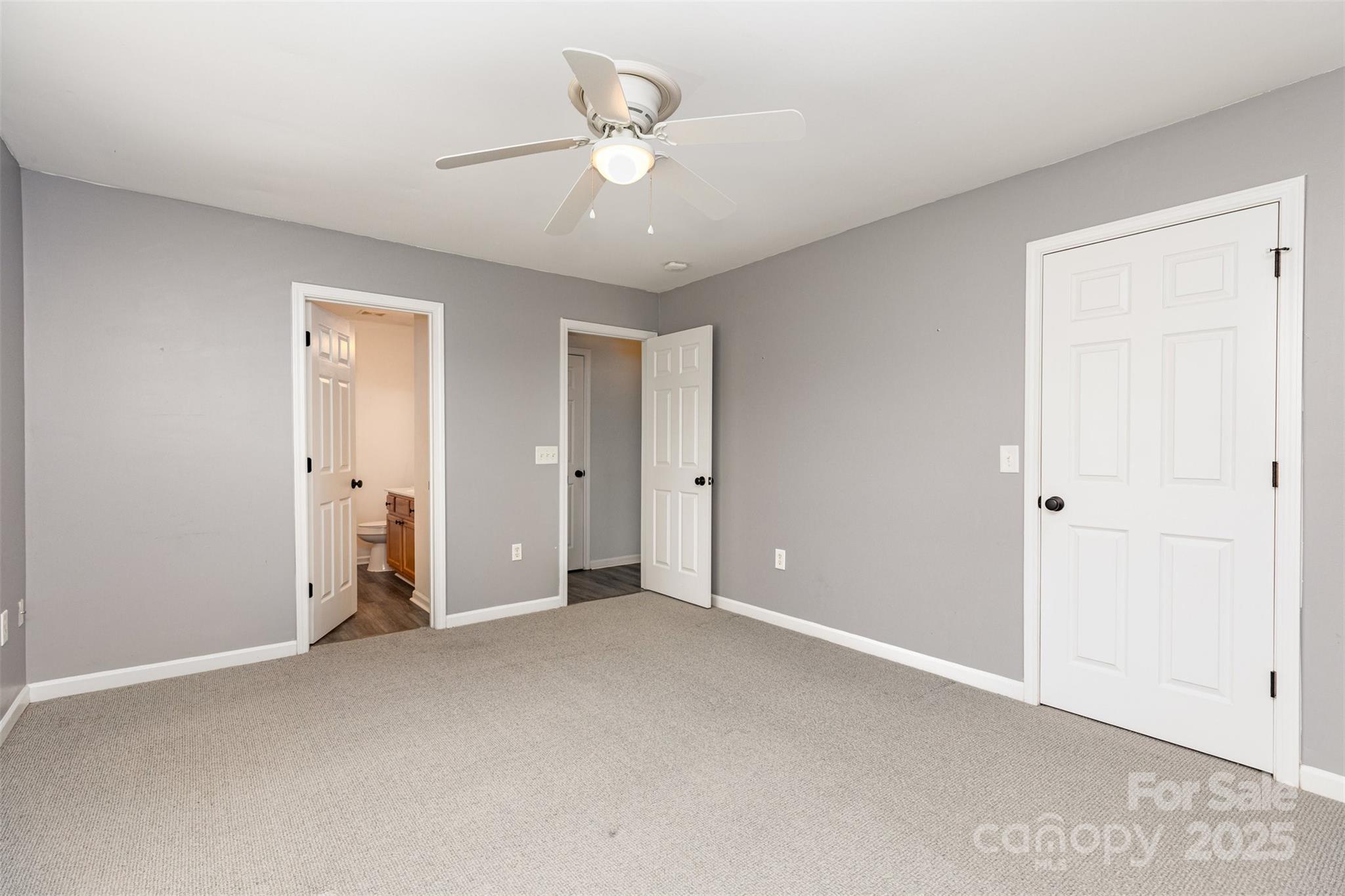 9341 Meadowmont View Drive Property Photo 14