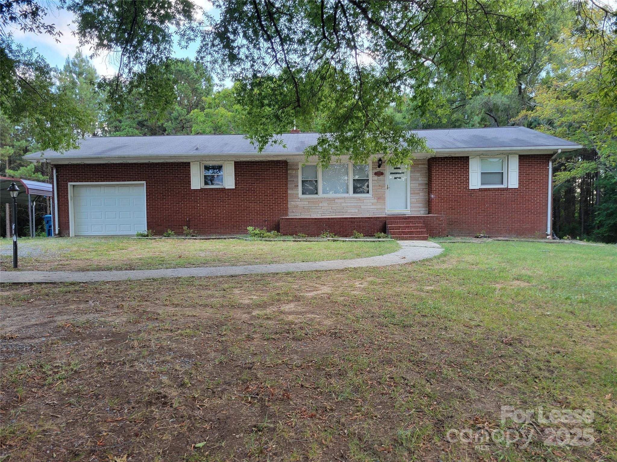1575 Simplicity Road Property Photo 1