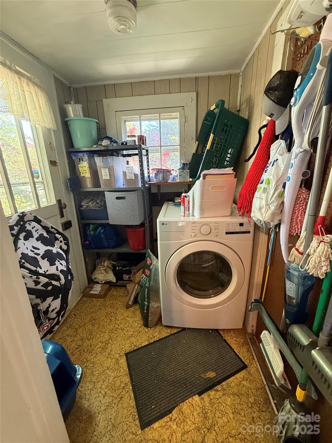 17 3rd Street Property Photo 18