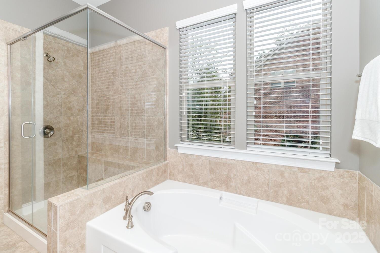 4012 Crismark Drive Property Photo 24