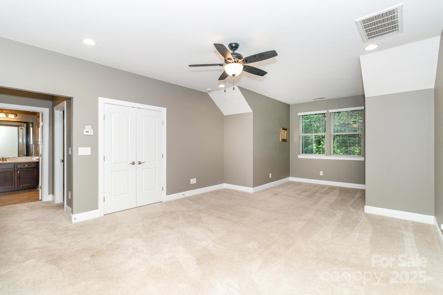 4012 Crismark Drive Property Photo 37