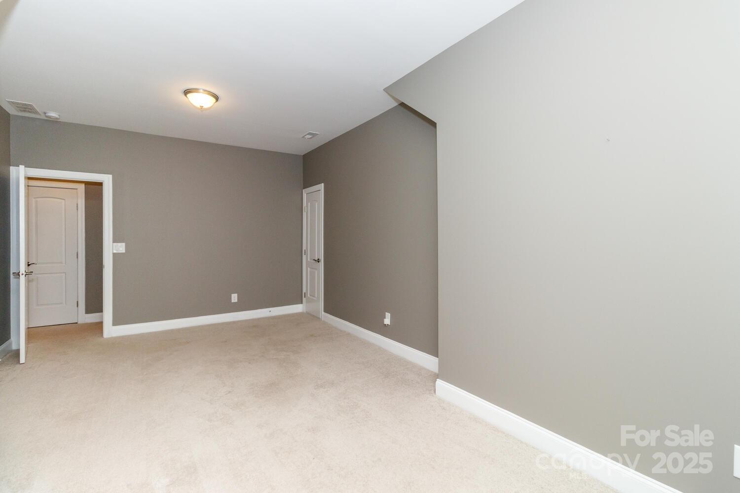 4012 Crismark Drive Property Photo 41