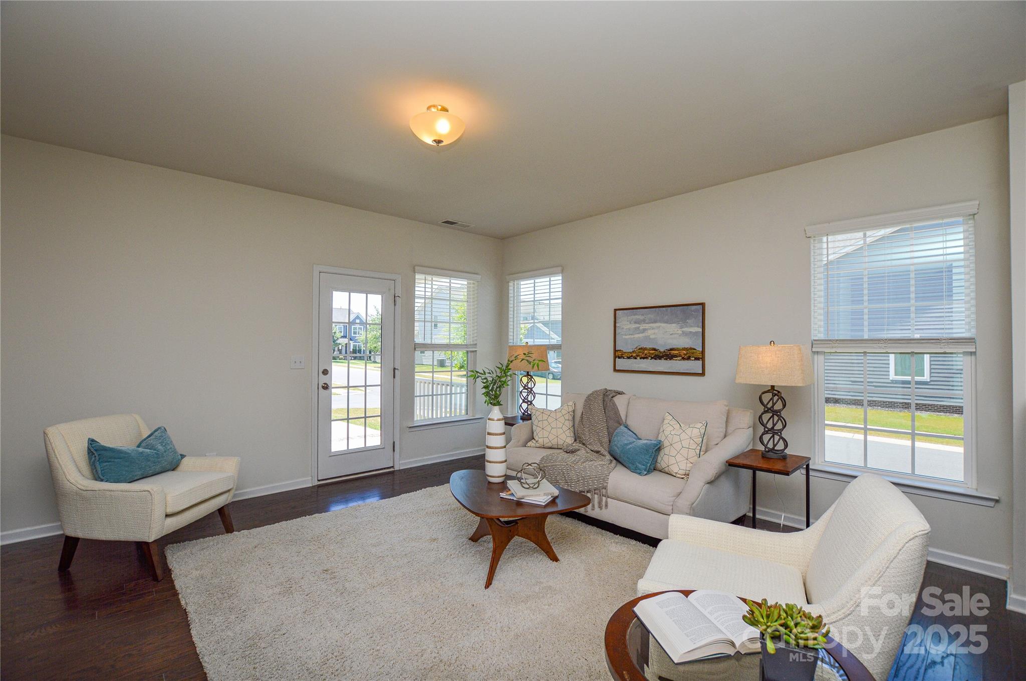 6096 Cloverdale Drive Property Photo 11