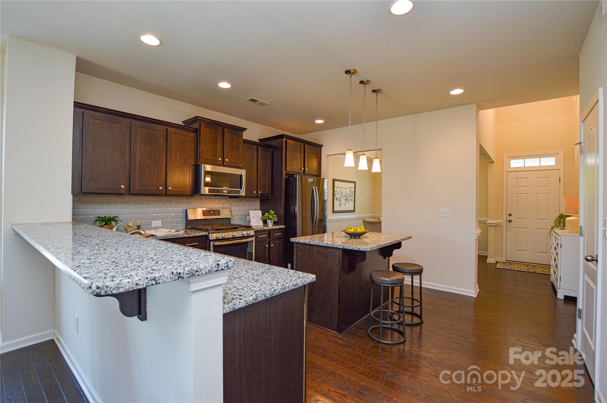 6096 Cloverdale Drive Property Photo 14