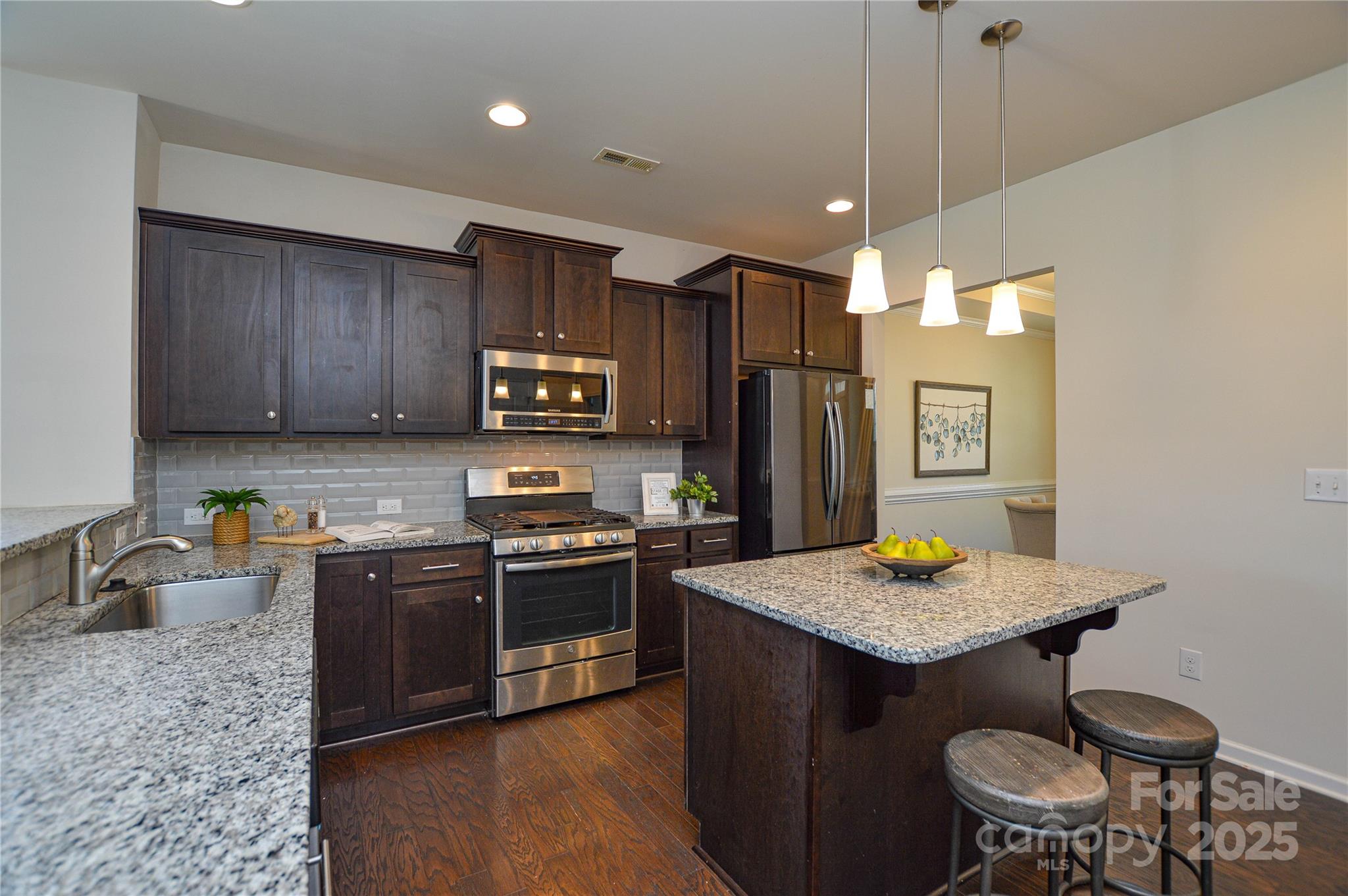 6096 Cloverdale Drive Property Photo 16