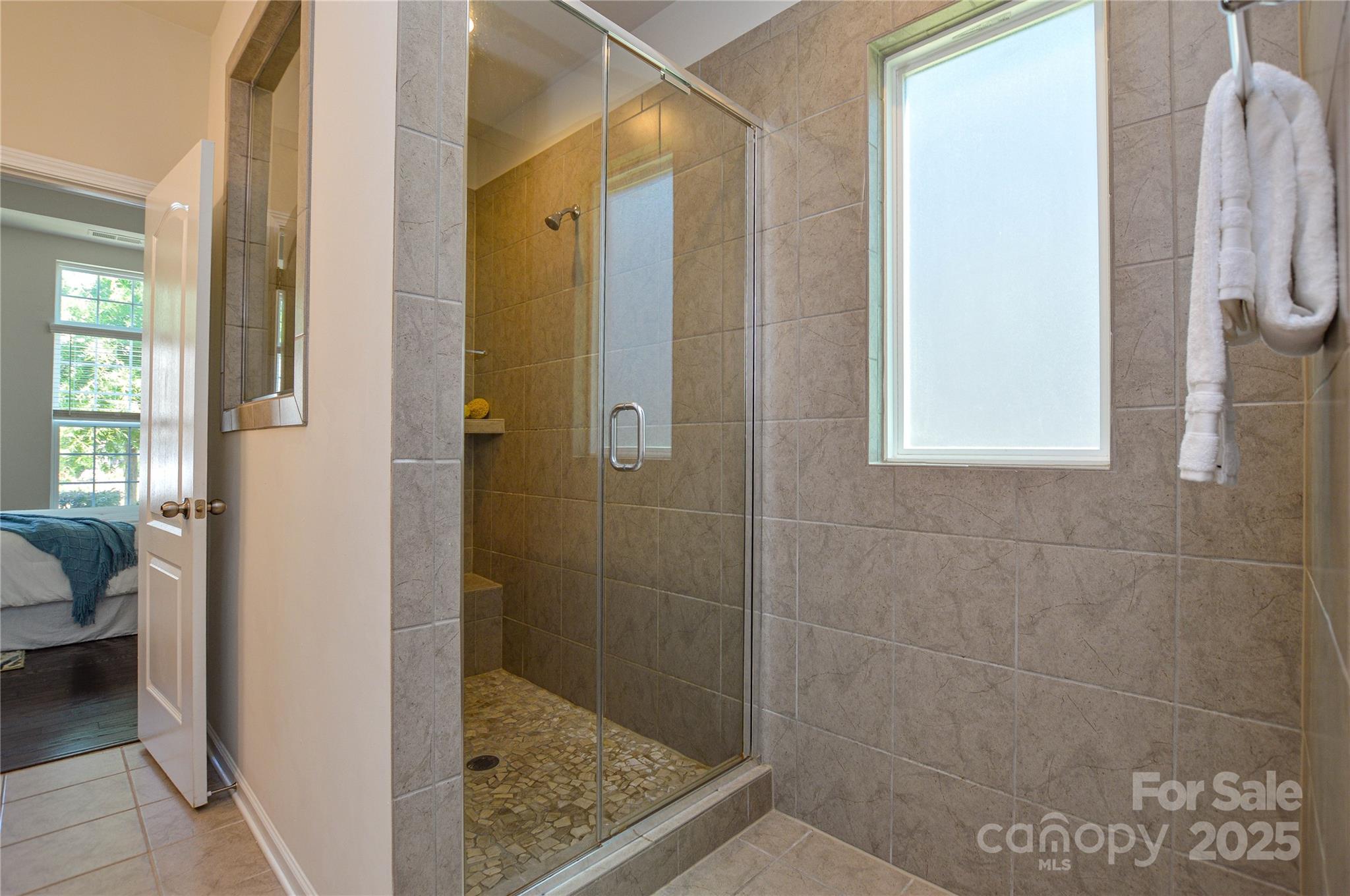 6096 Cloverdale Drive Property Photo 25