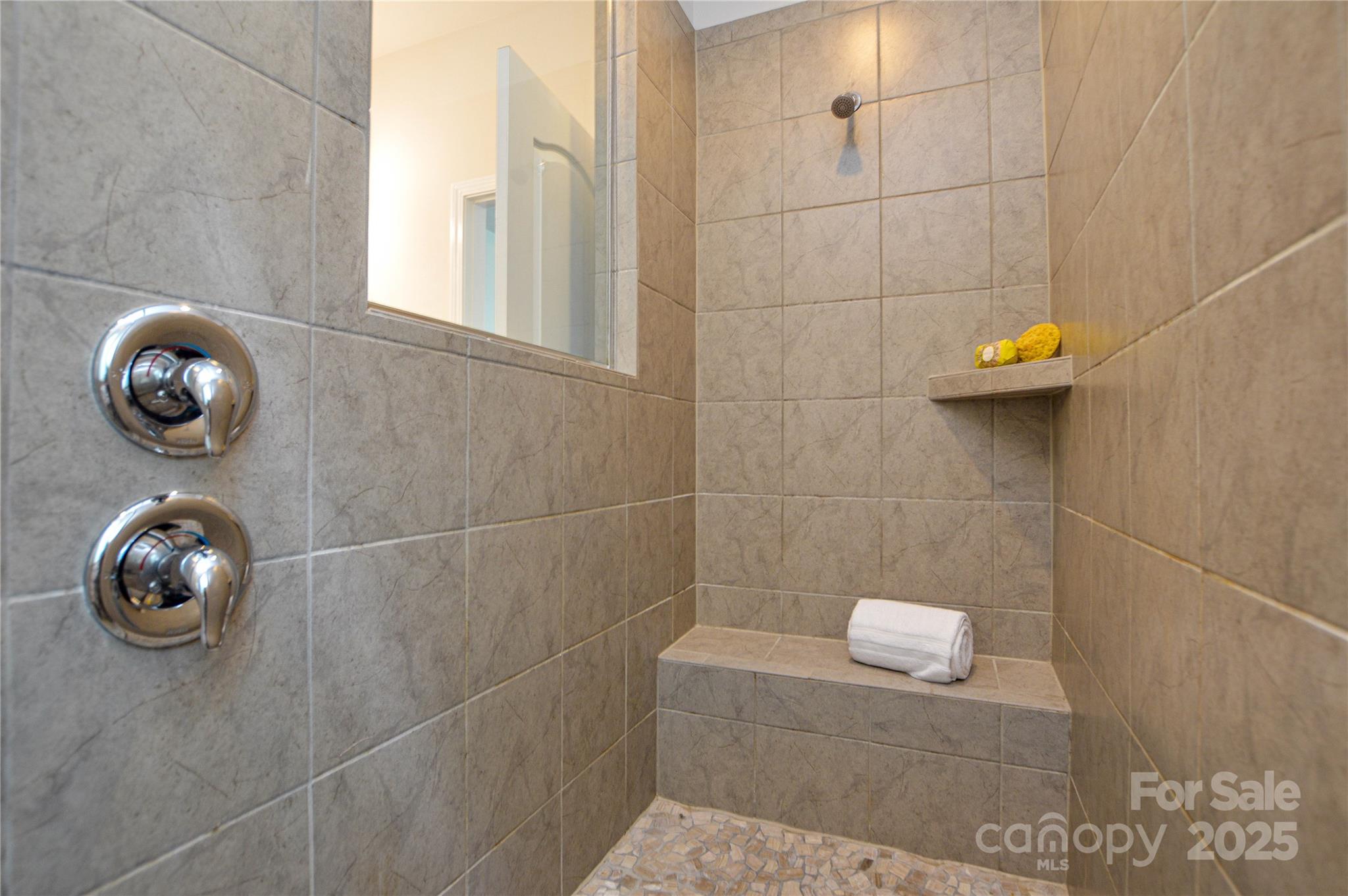 6096 Cloverdale Drive Property Photo 26
