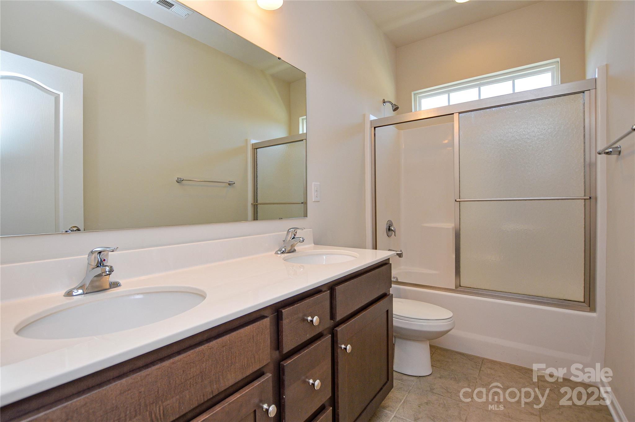 6096 Cloverdale Drive Property Photo 32