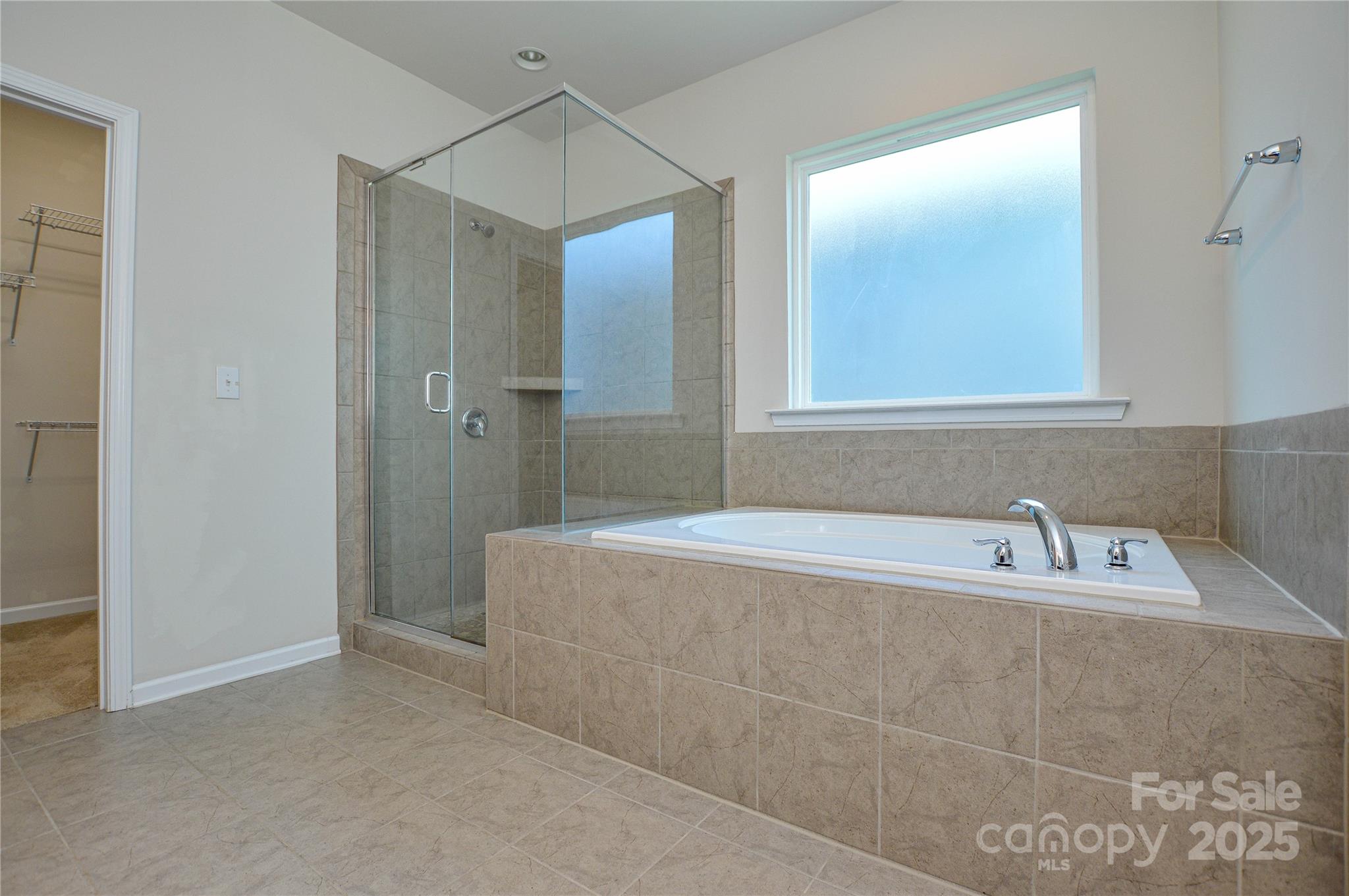 6096 Cloverdale Drive Property Photo 41