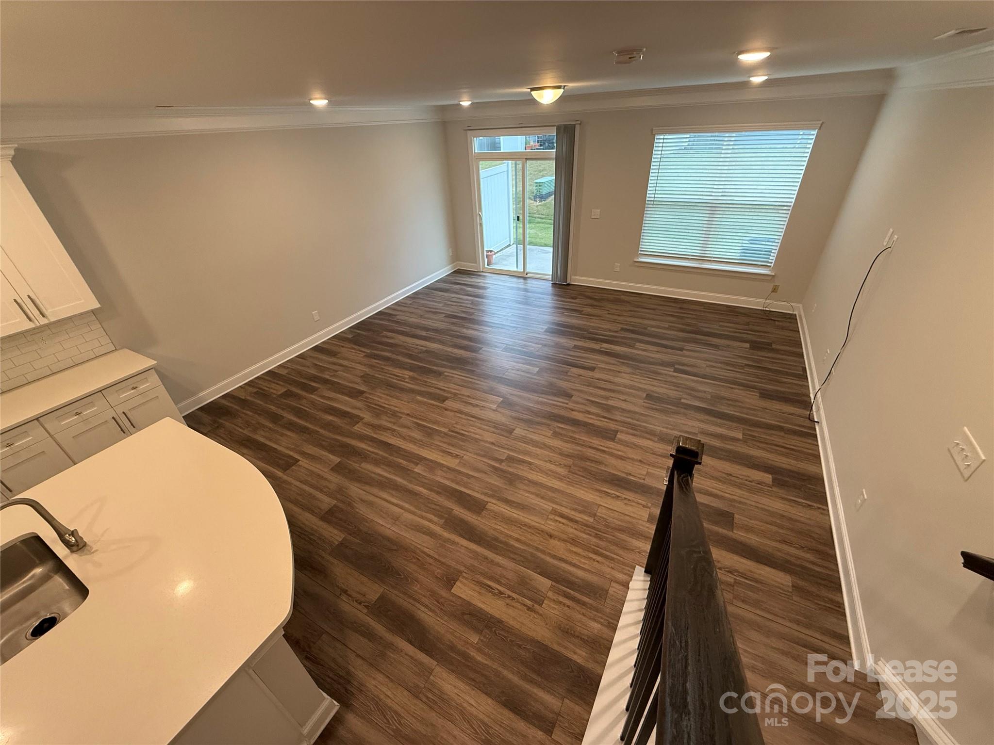 3941 Fadden Street Property Photo 4