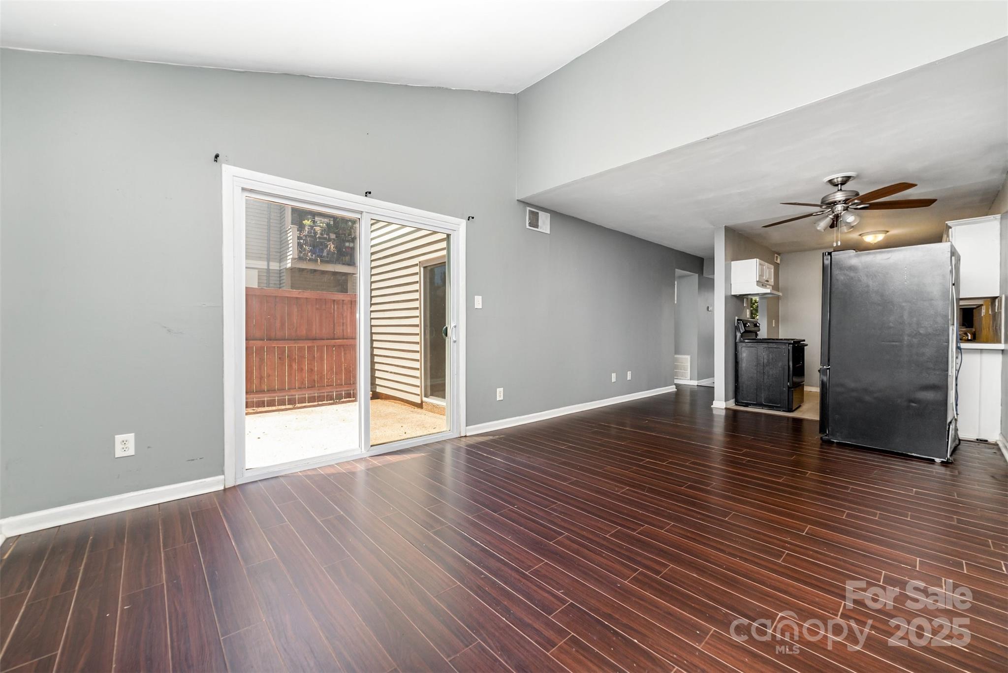 1635 Merry Oaks Road C Property Photo 4