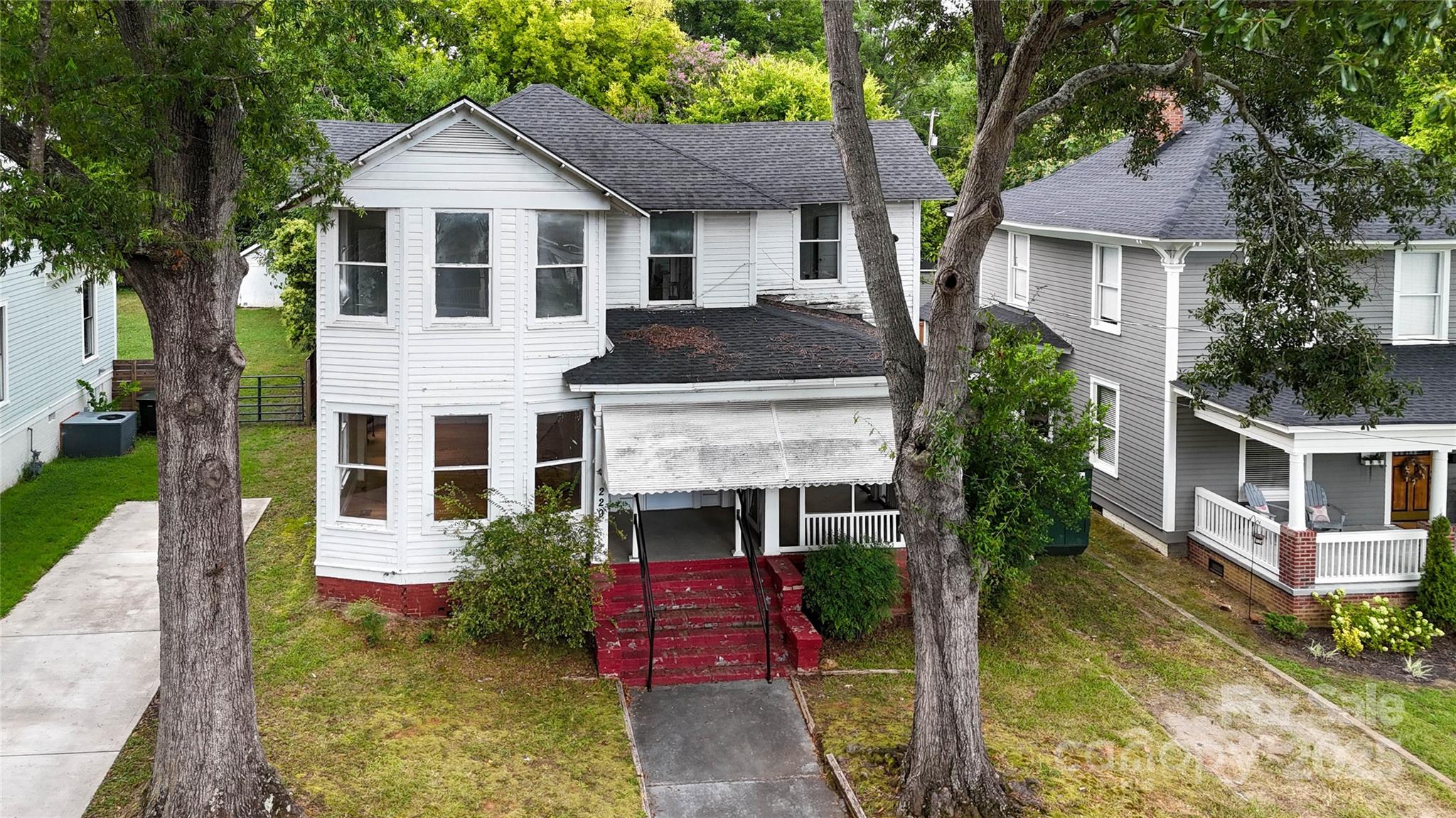 229 Marion Street Property Photo 1