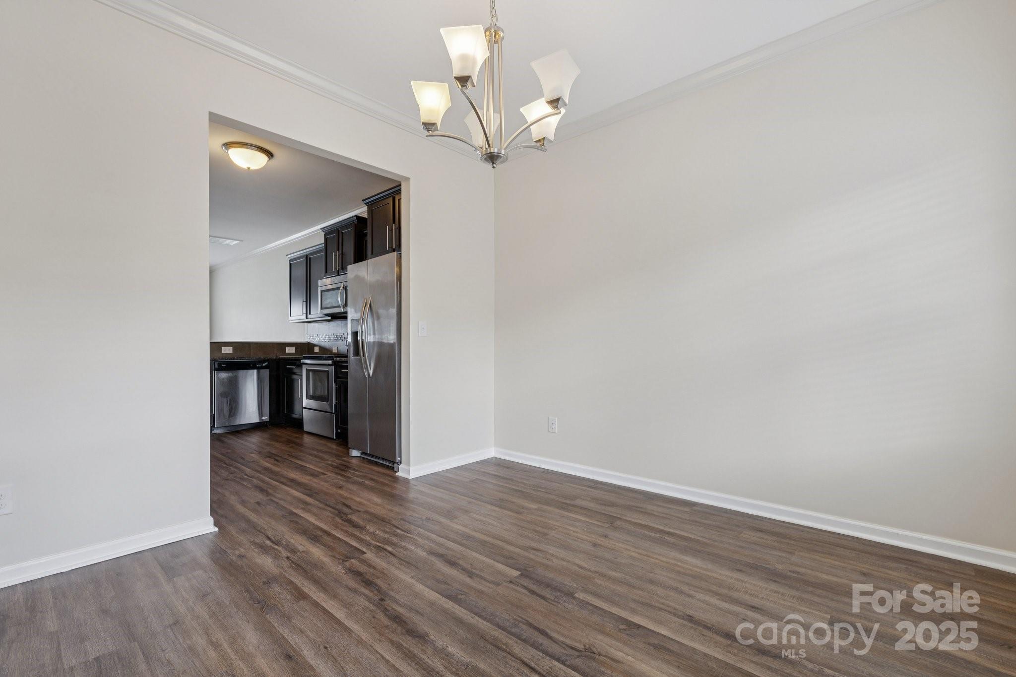 2822 Hopeton Court 62 Property Photo 7