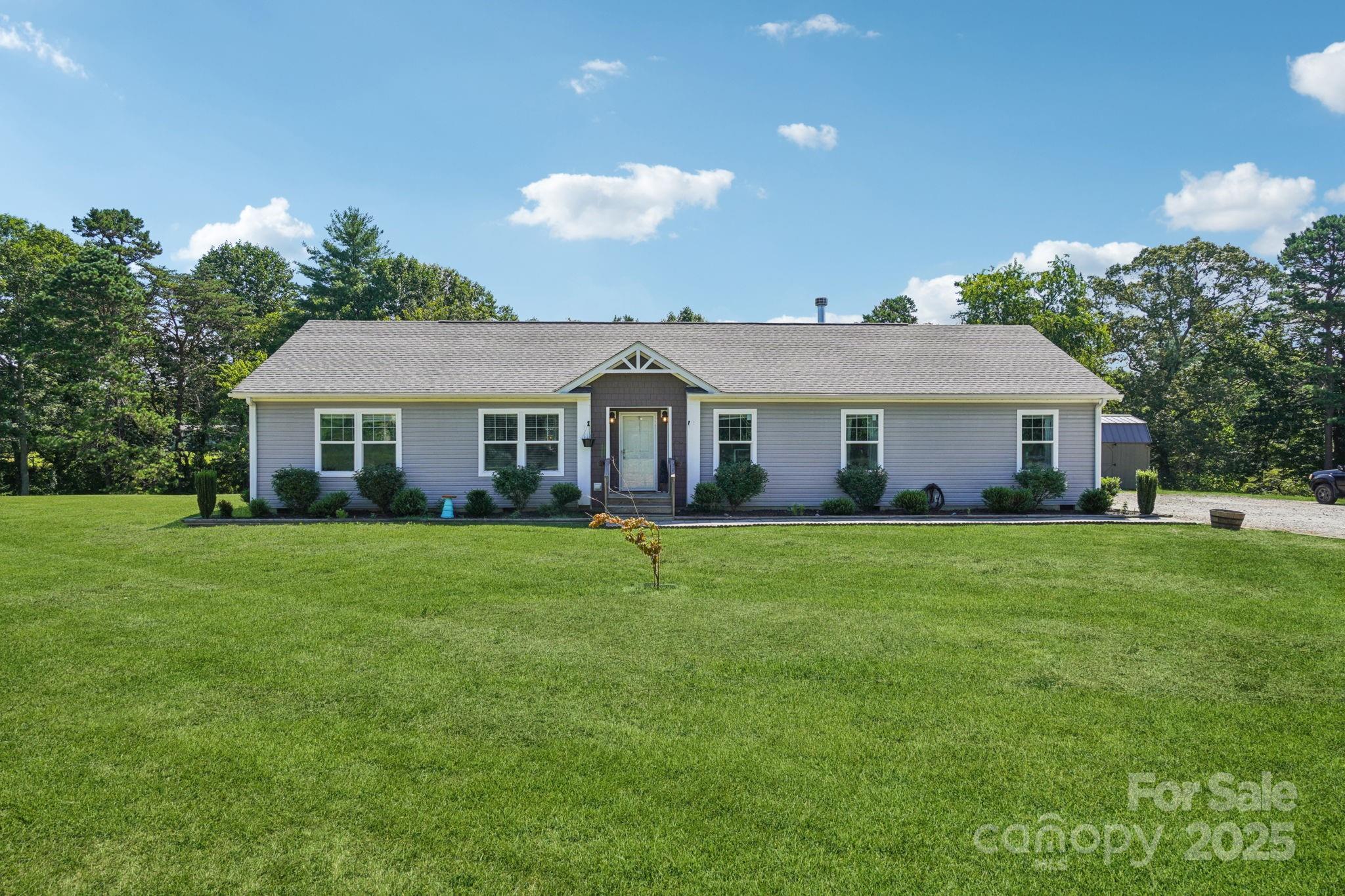 213 Big Oak Road Property Photo 1