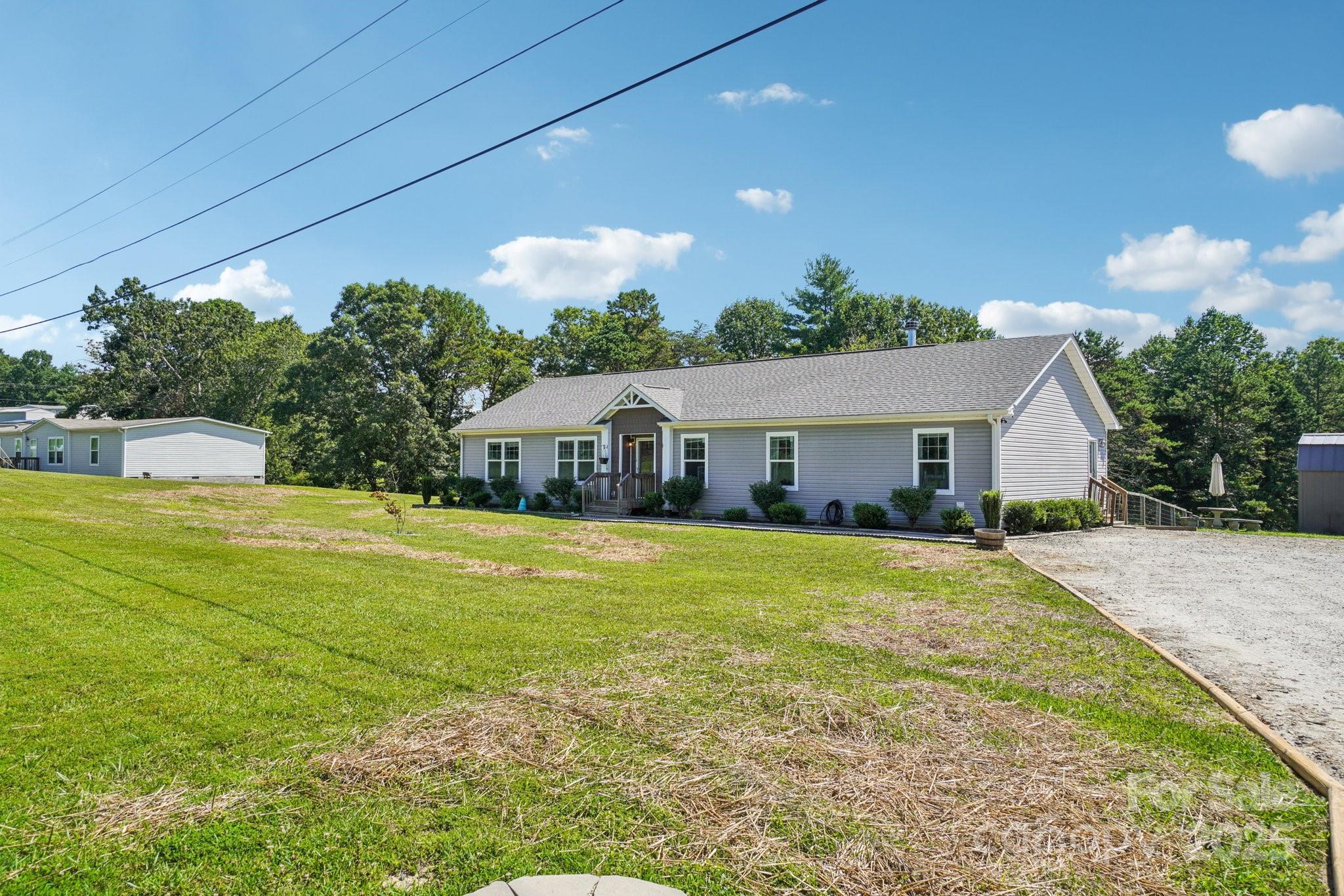 213 Big Oak Road Property Photo 2