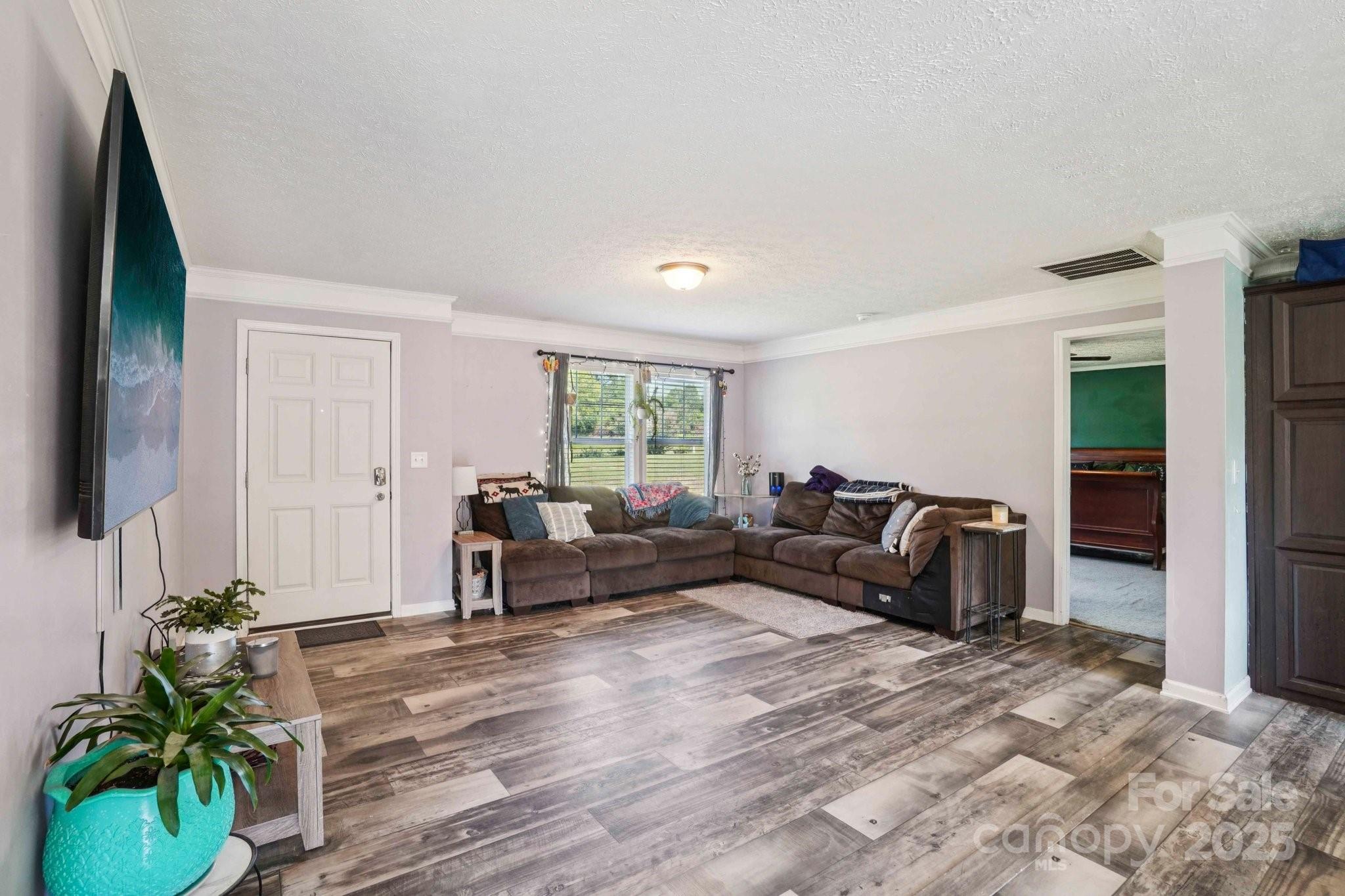 213 Big Oak Road Property Photo 9