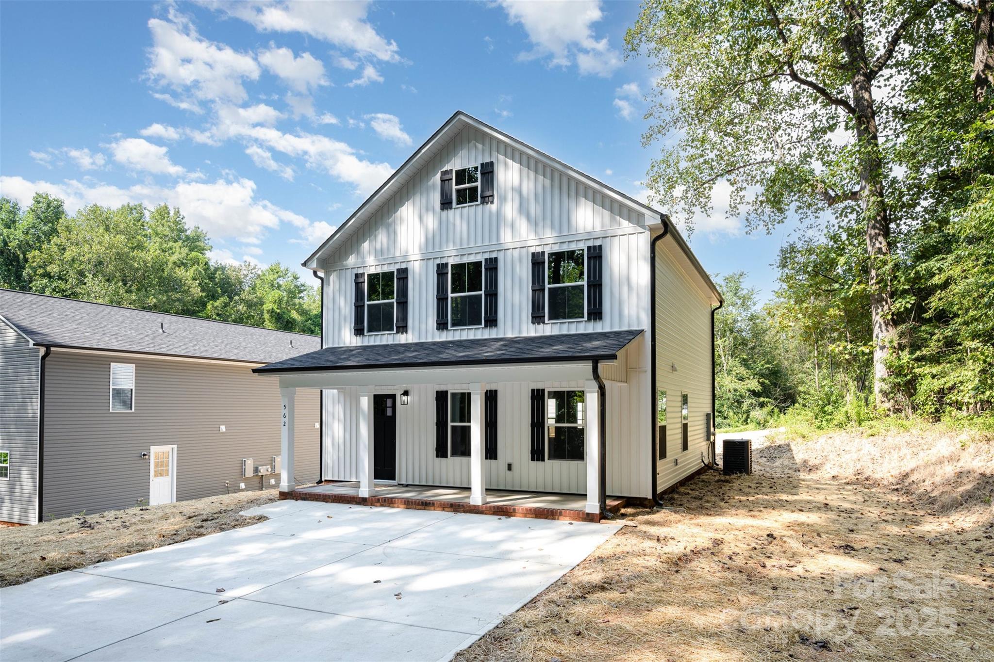 562 Westover Avenue Property Photo 3