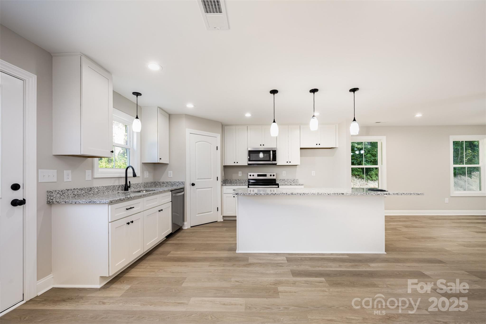 562 Westover Avenue Property Photo 5