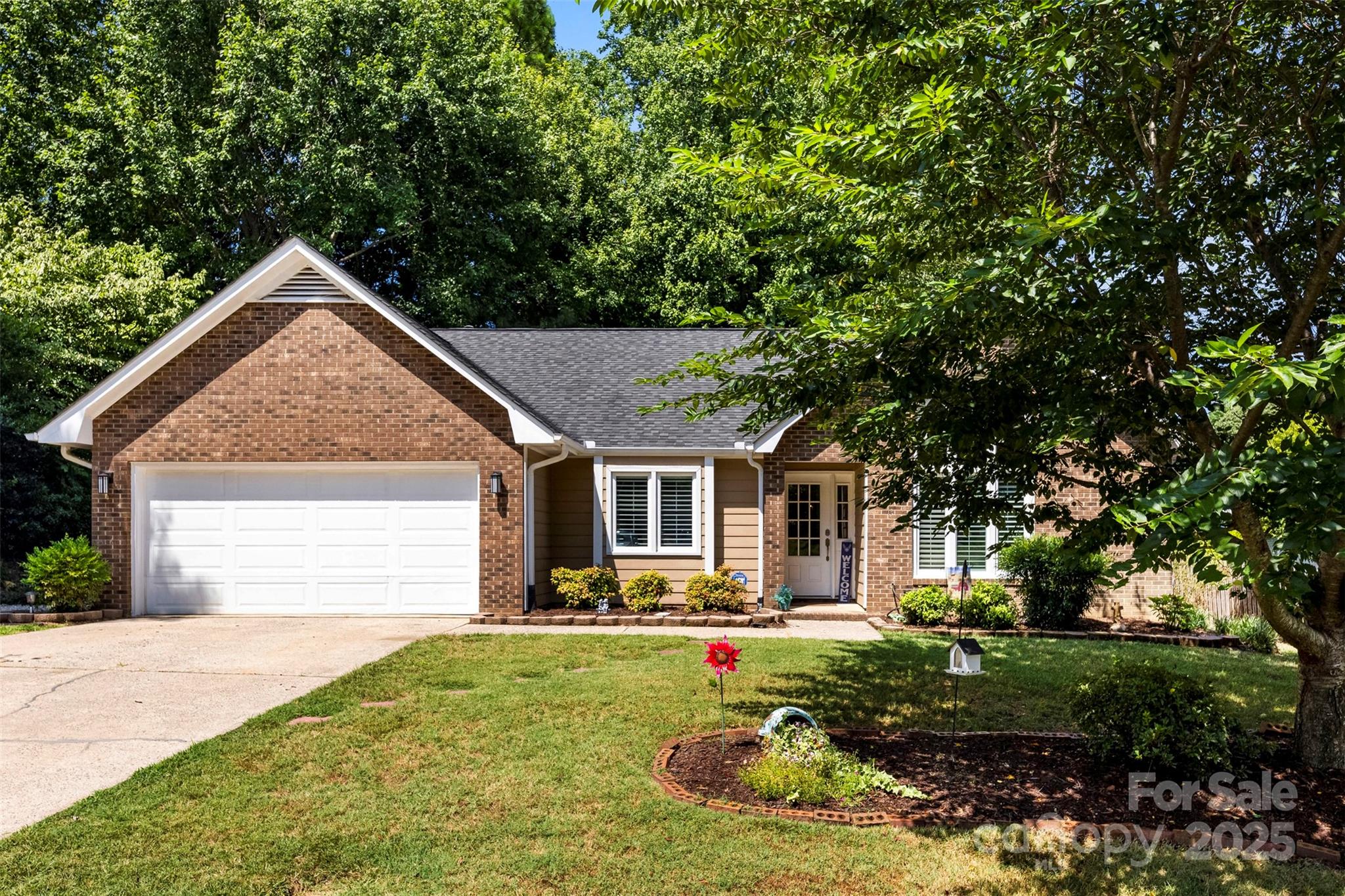 3084 River Ridge Drive Property Photo 1