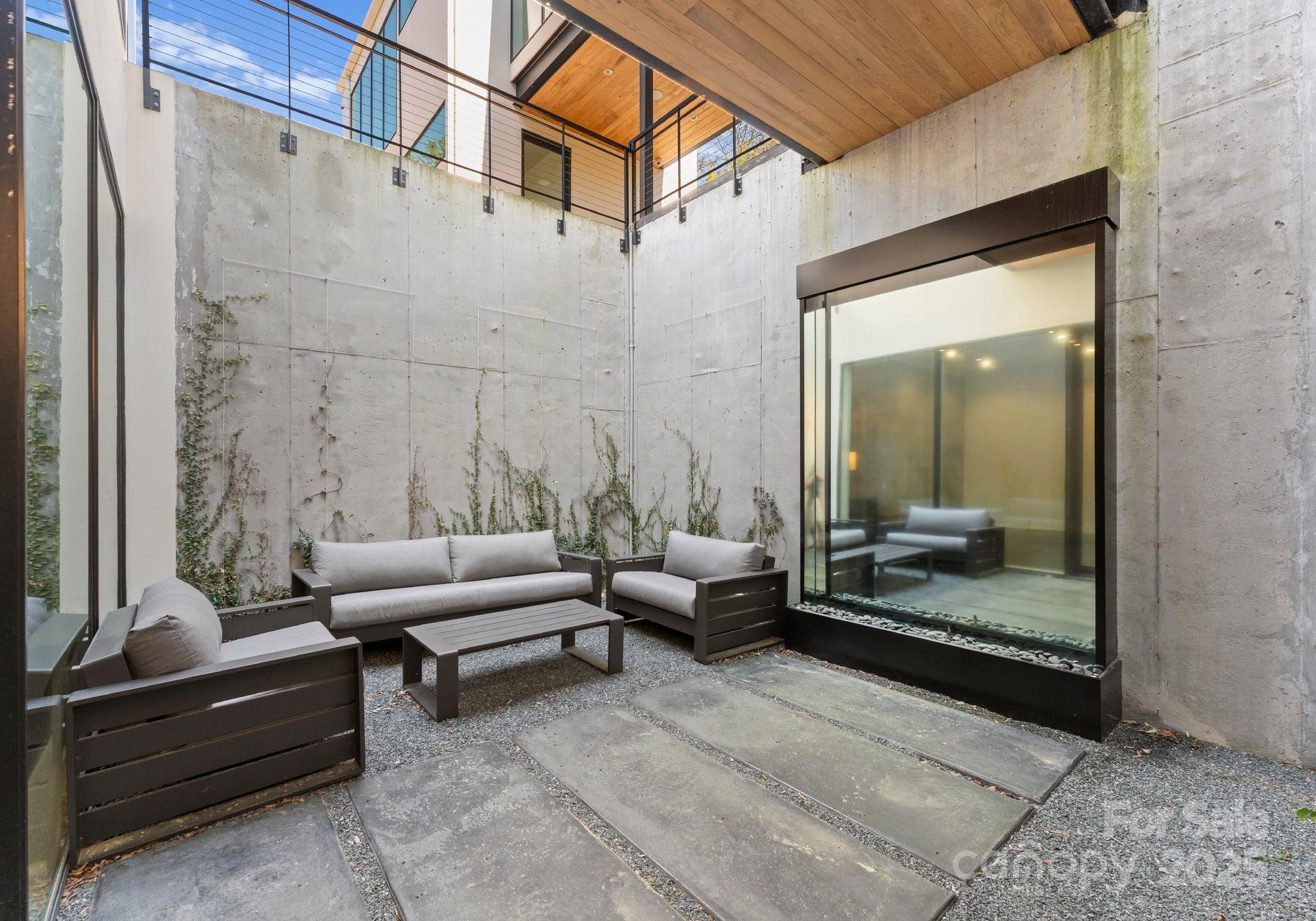 4817 Carmel Park Drive Property Photo 48
