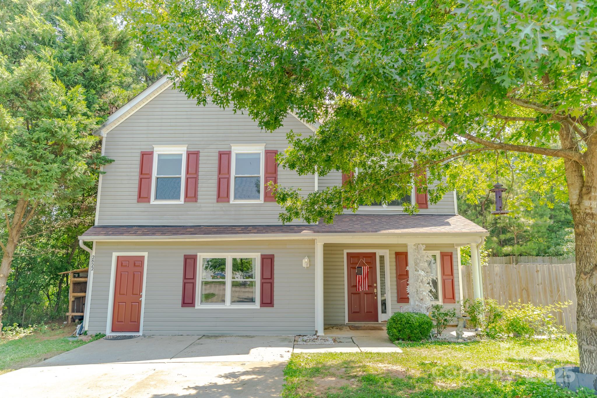 2822 Round Hill Court Property Photo 1