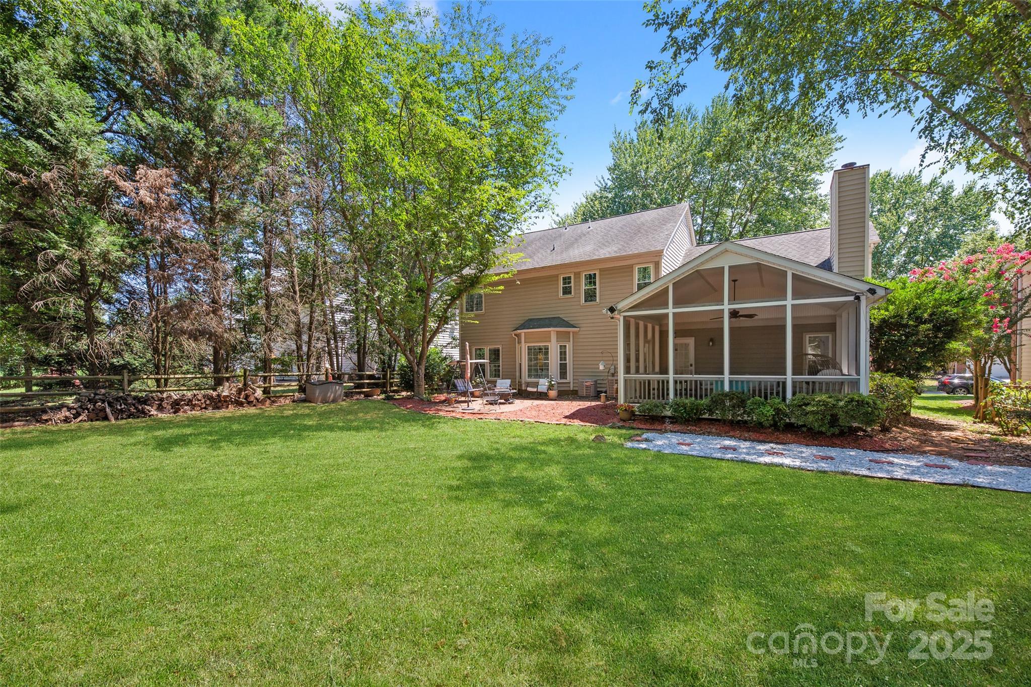 8906 Glade Court Property Photo 42