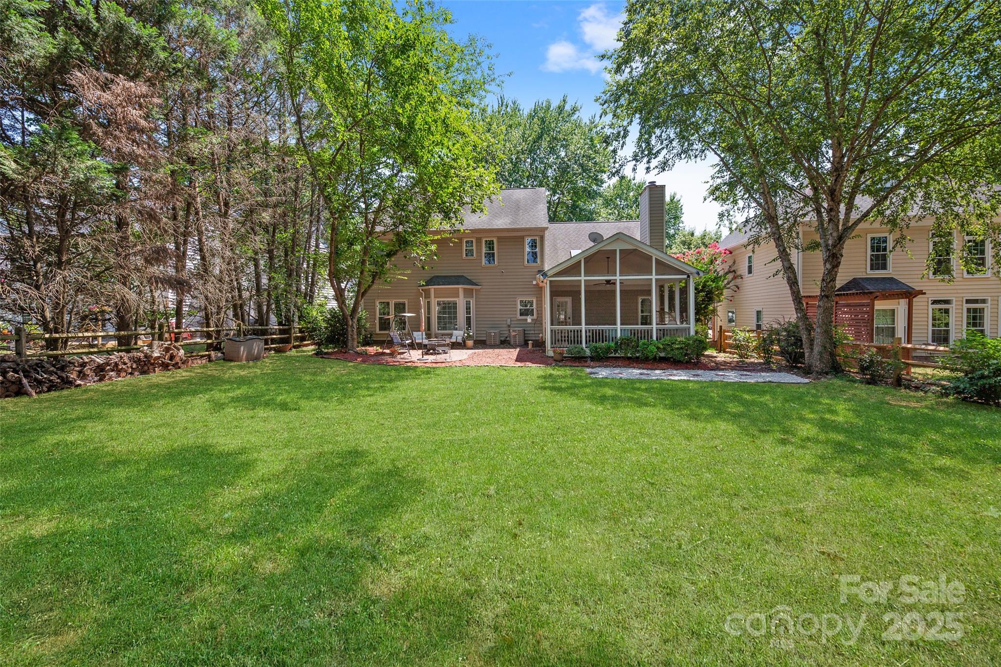 8906 Glade Court Property Photo 45