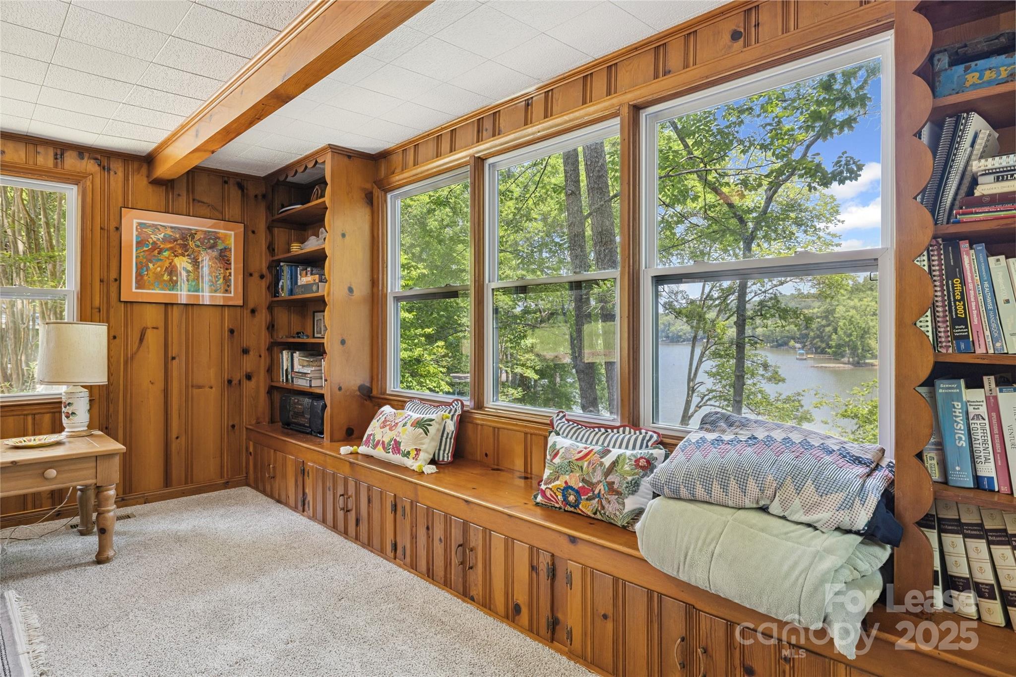 4116 Tuffy Lane Property Photo 7