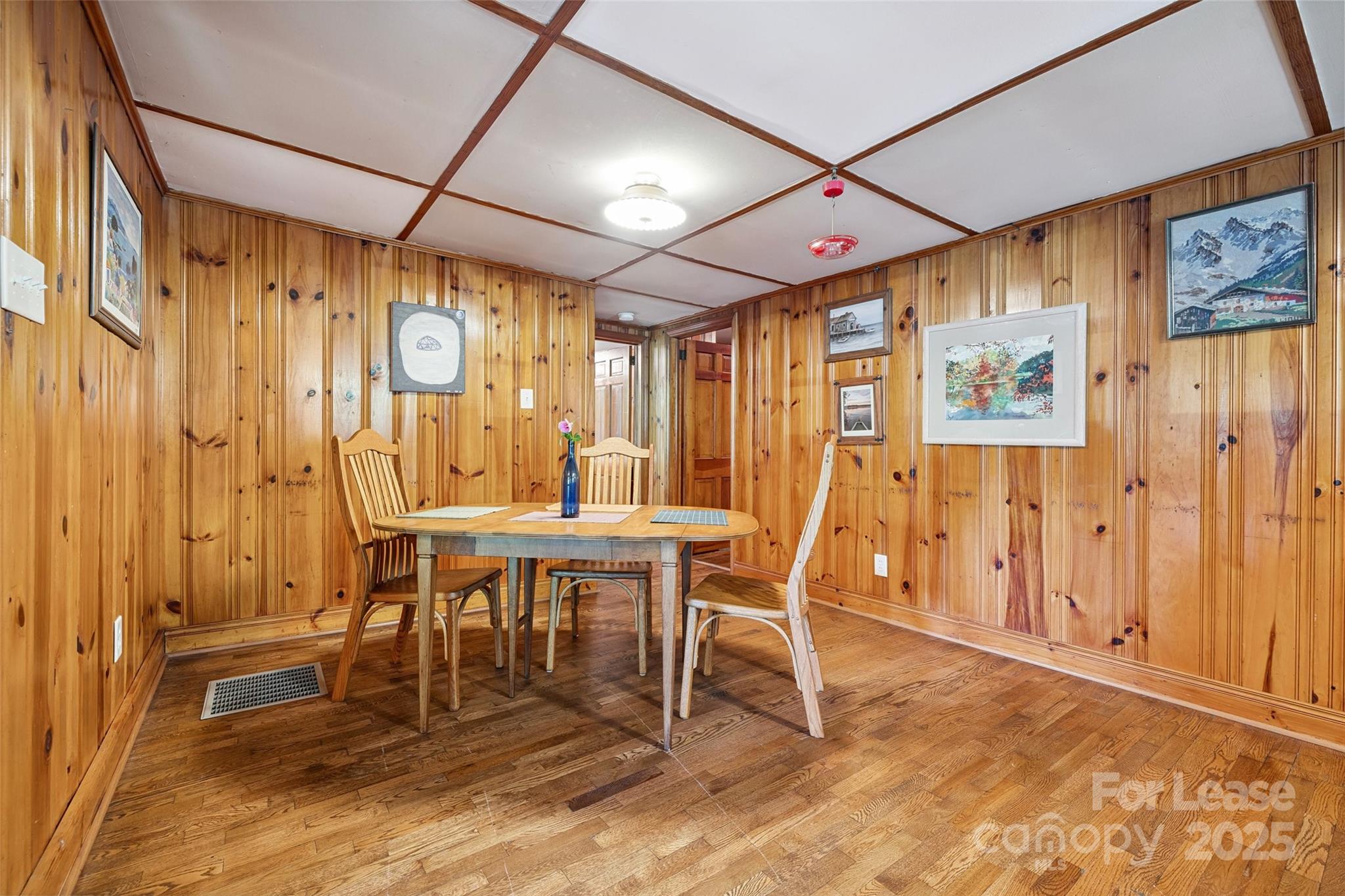 4116 Tuffy Lane Property Photo 11