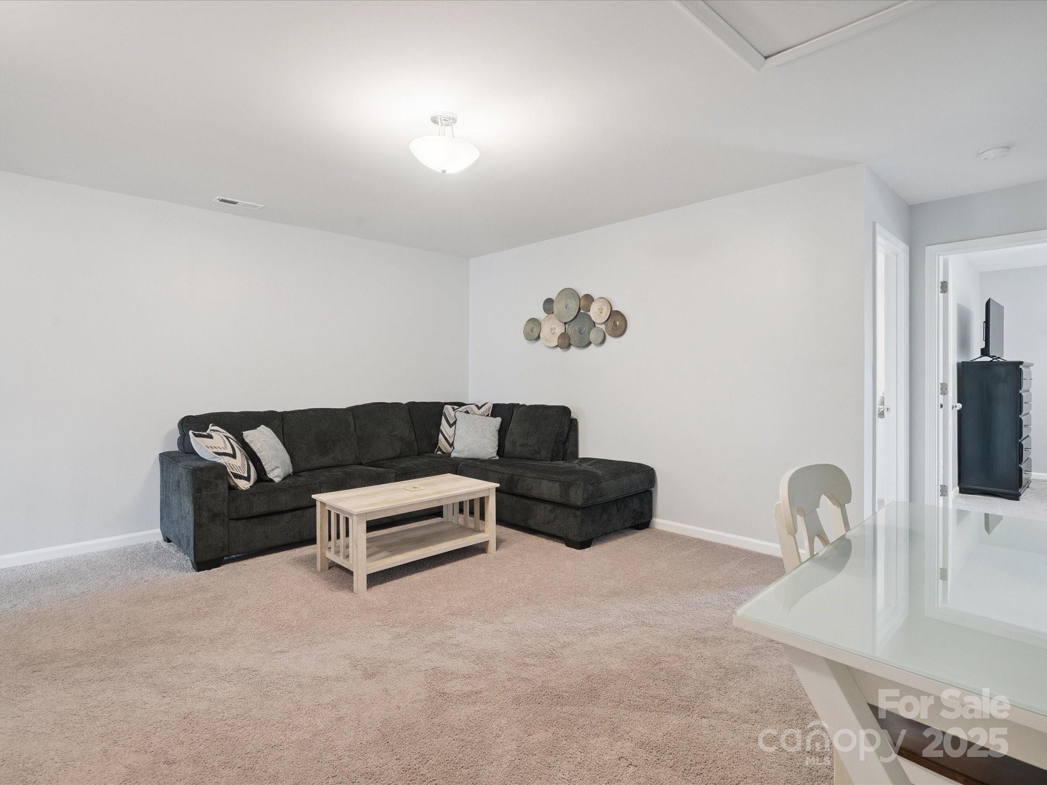 7546 Hartsfield Drive Property Photo 24