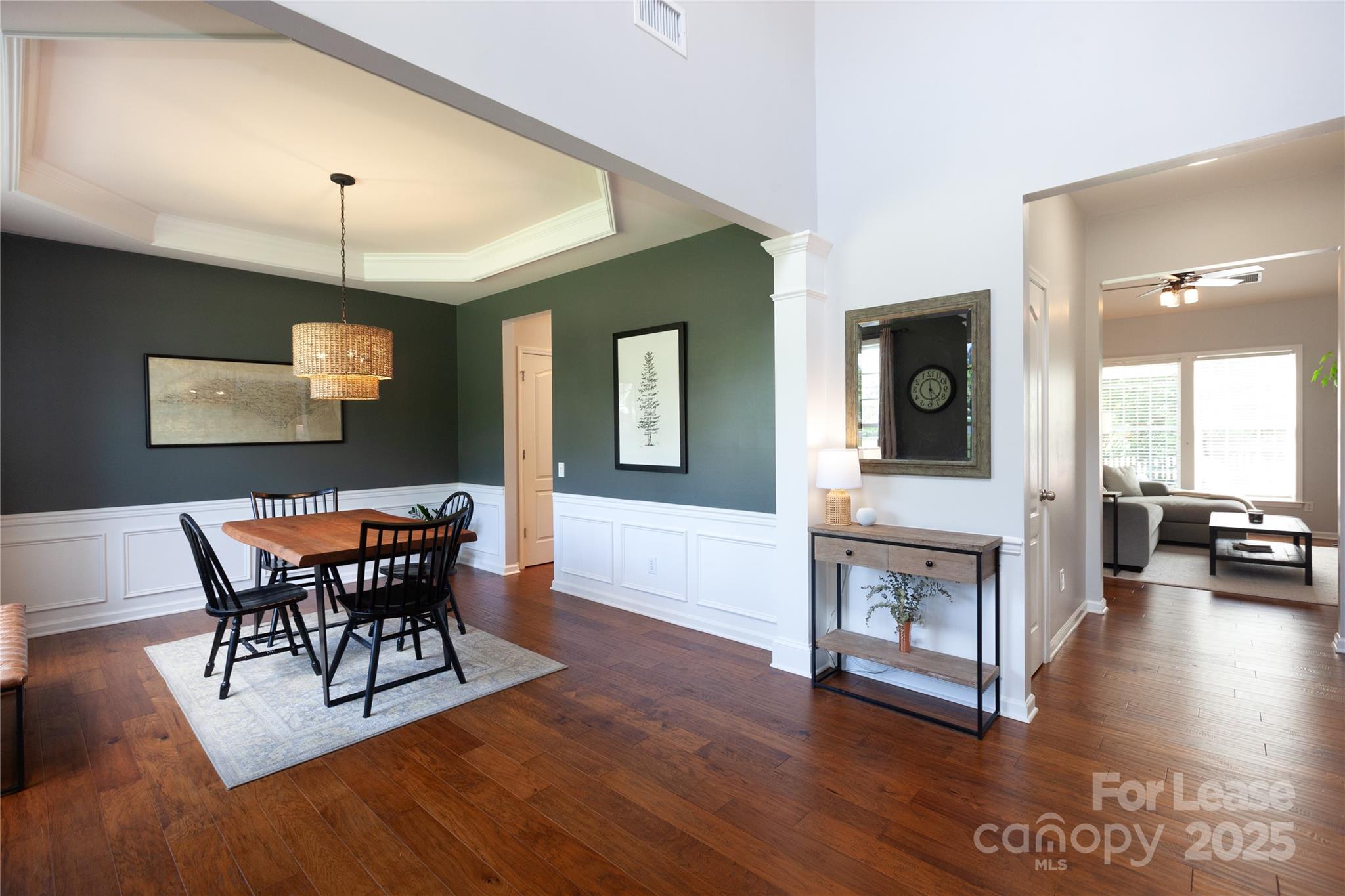 2304 Coltsgate Road Property Photo 2