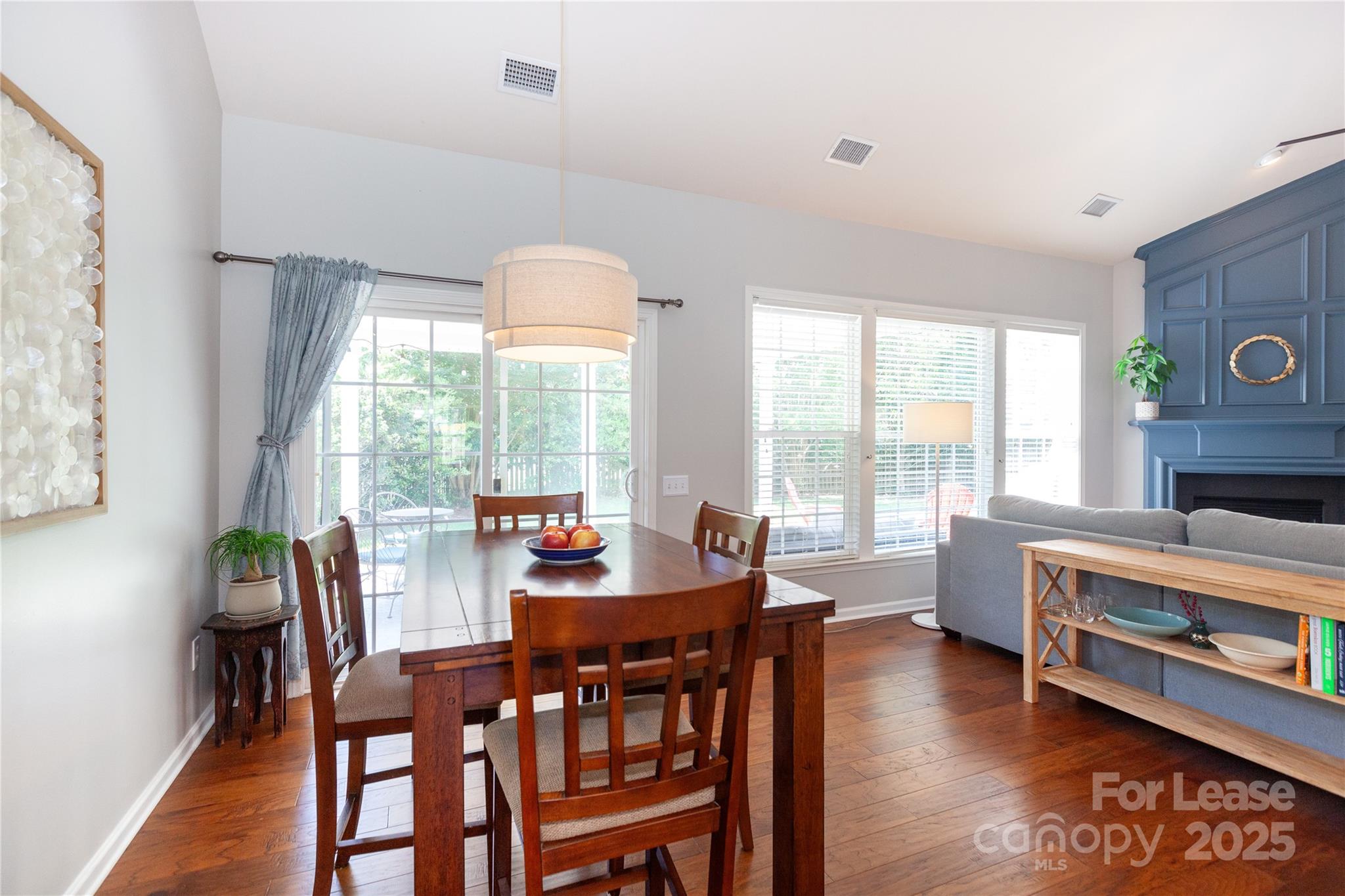 2304 Coltsgate Road Property Photo 10