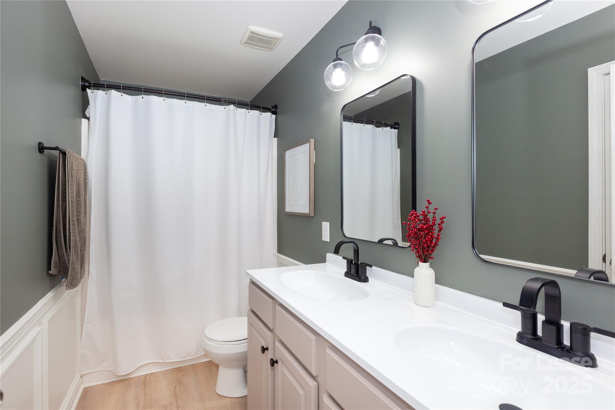 2304 Coltsgate Road Property Photo 25