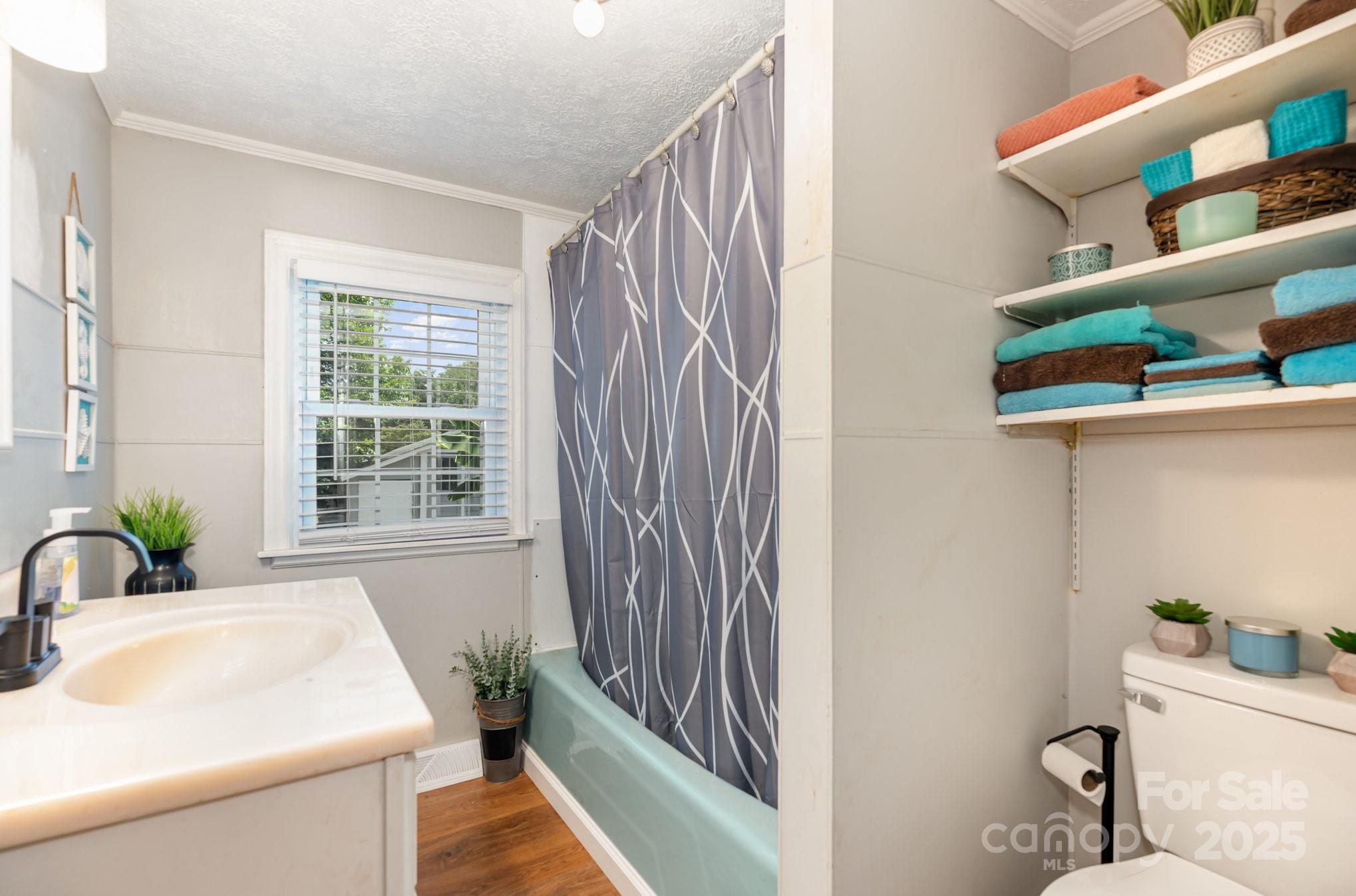 120 Abernathy Street Property Photo 4