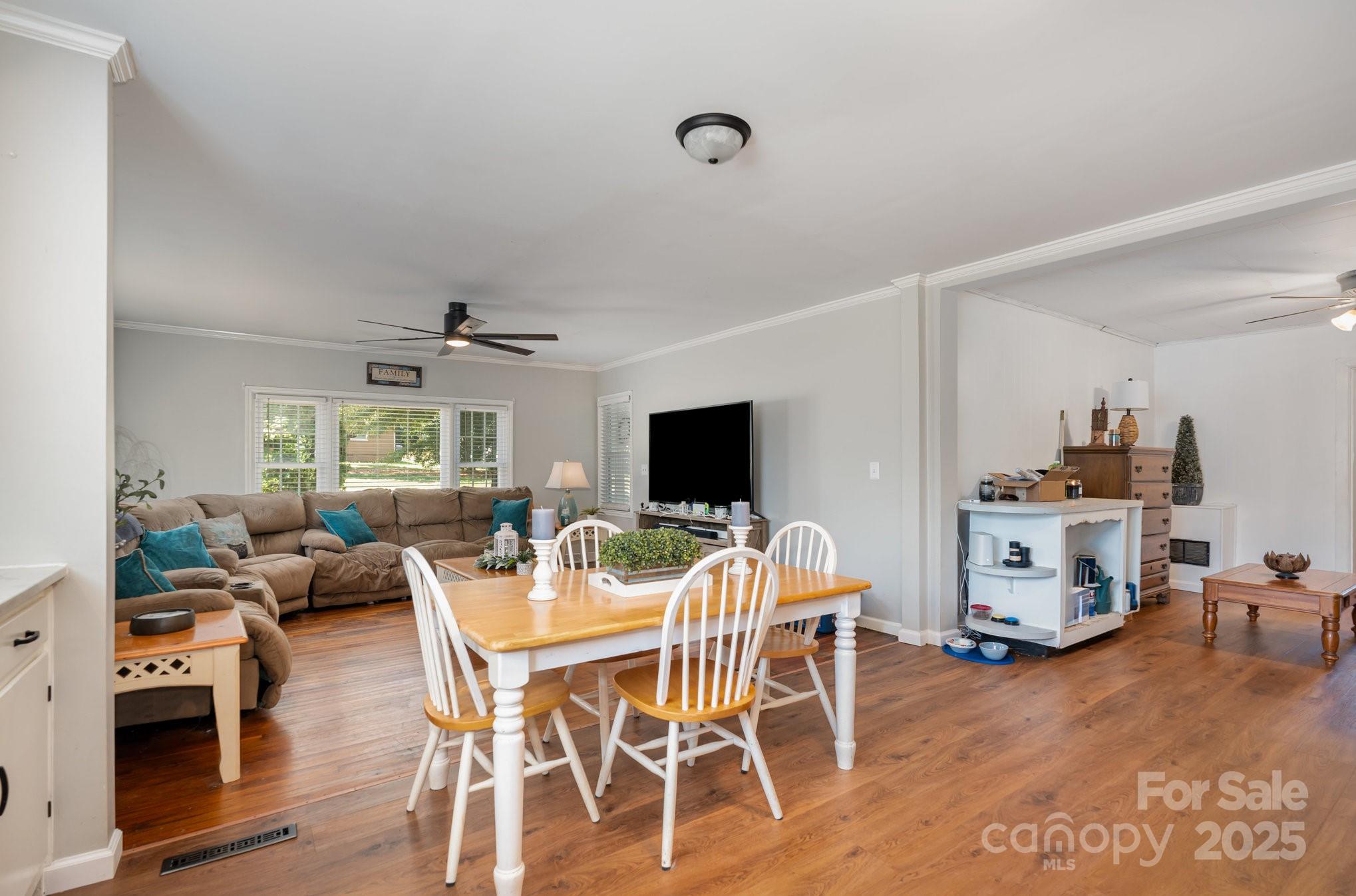 120 Abernathy Street Property Photo 6