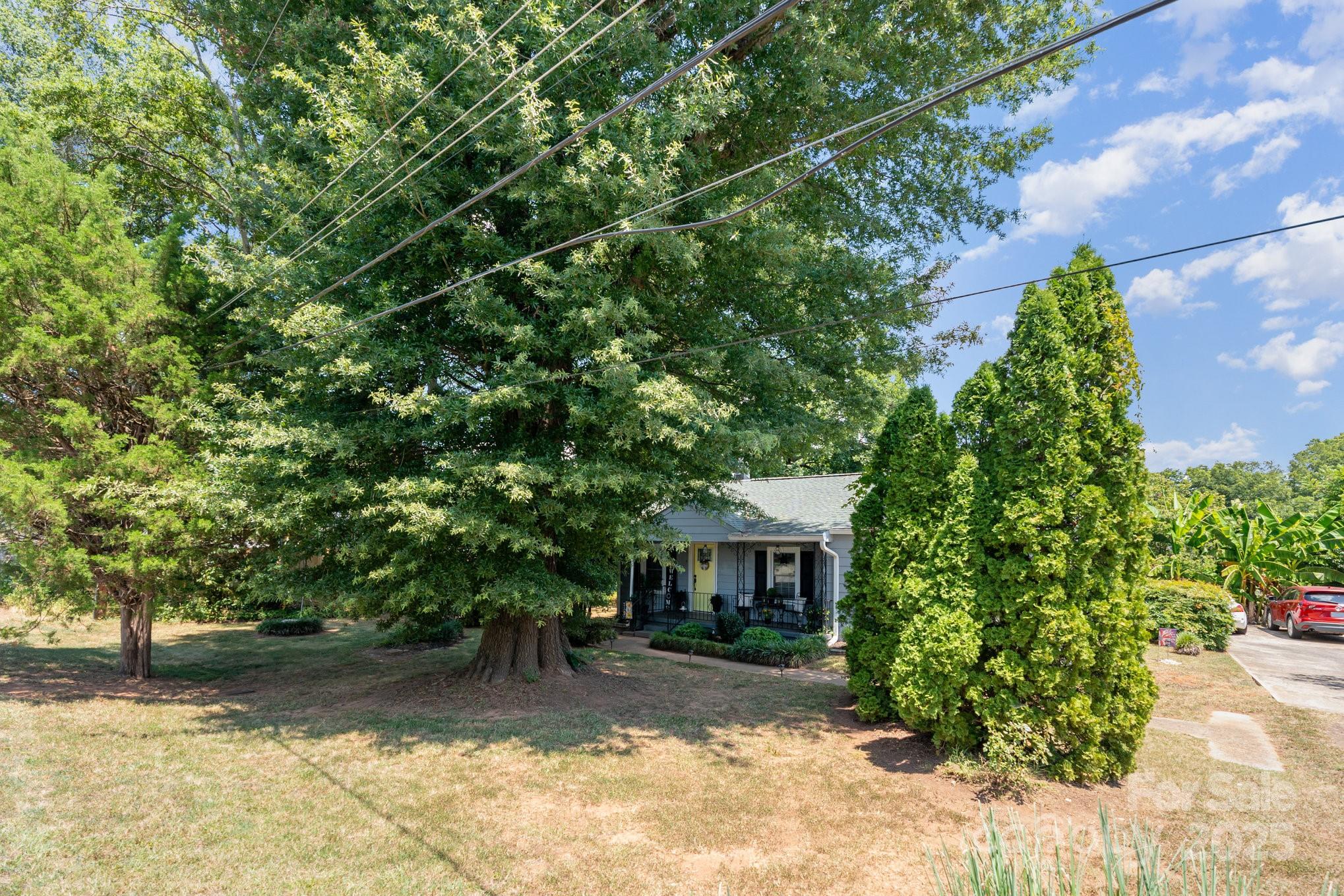 120 Abernathy Street Property Photo 7